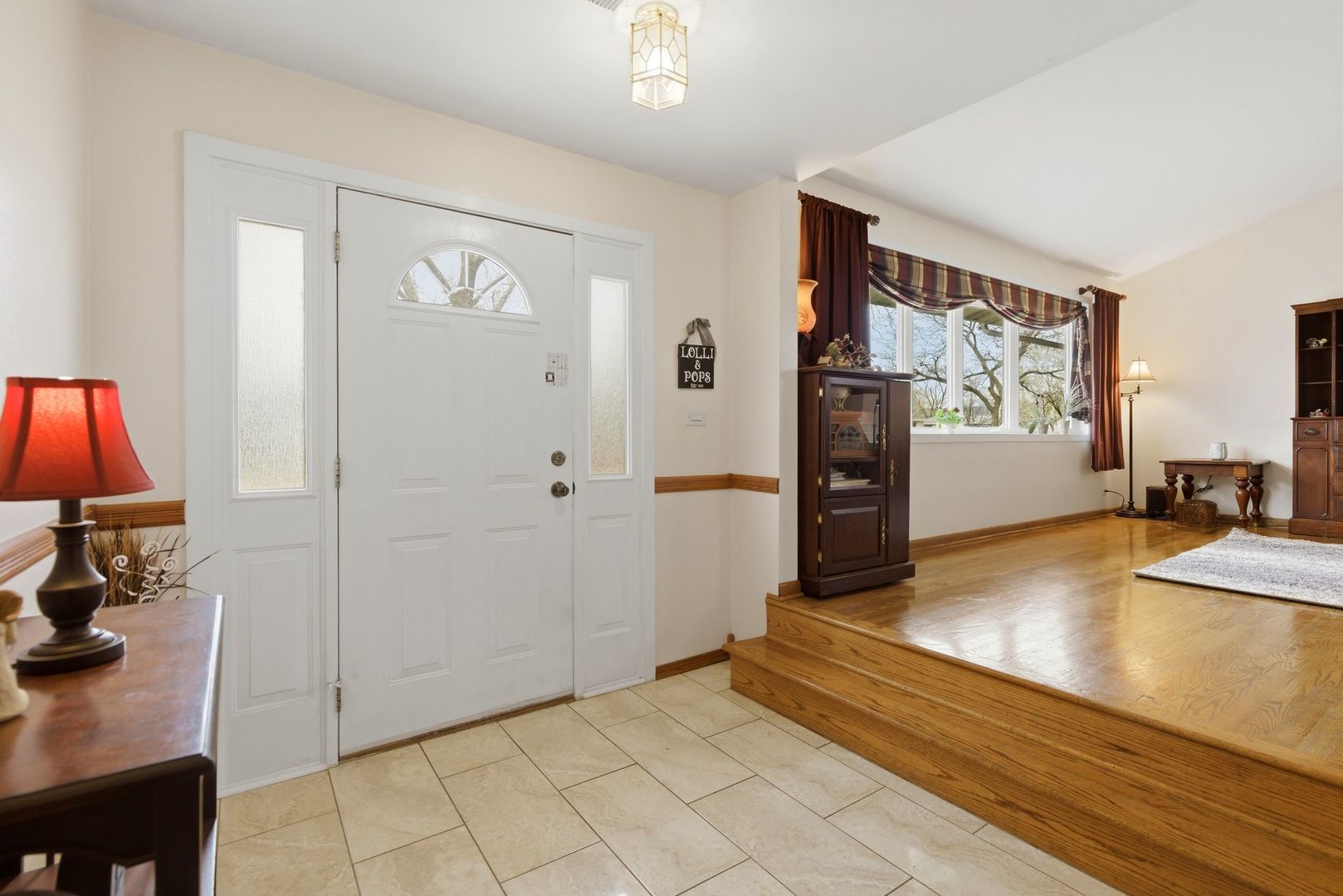 126 June Lane, Lombard, IL 60148