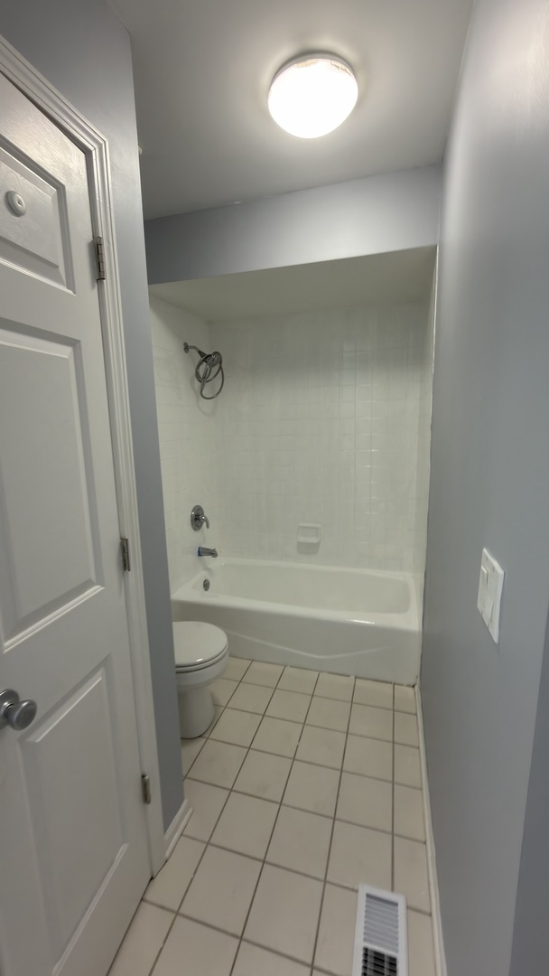 8114 160th Street, Tinley Park, IL 60477