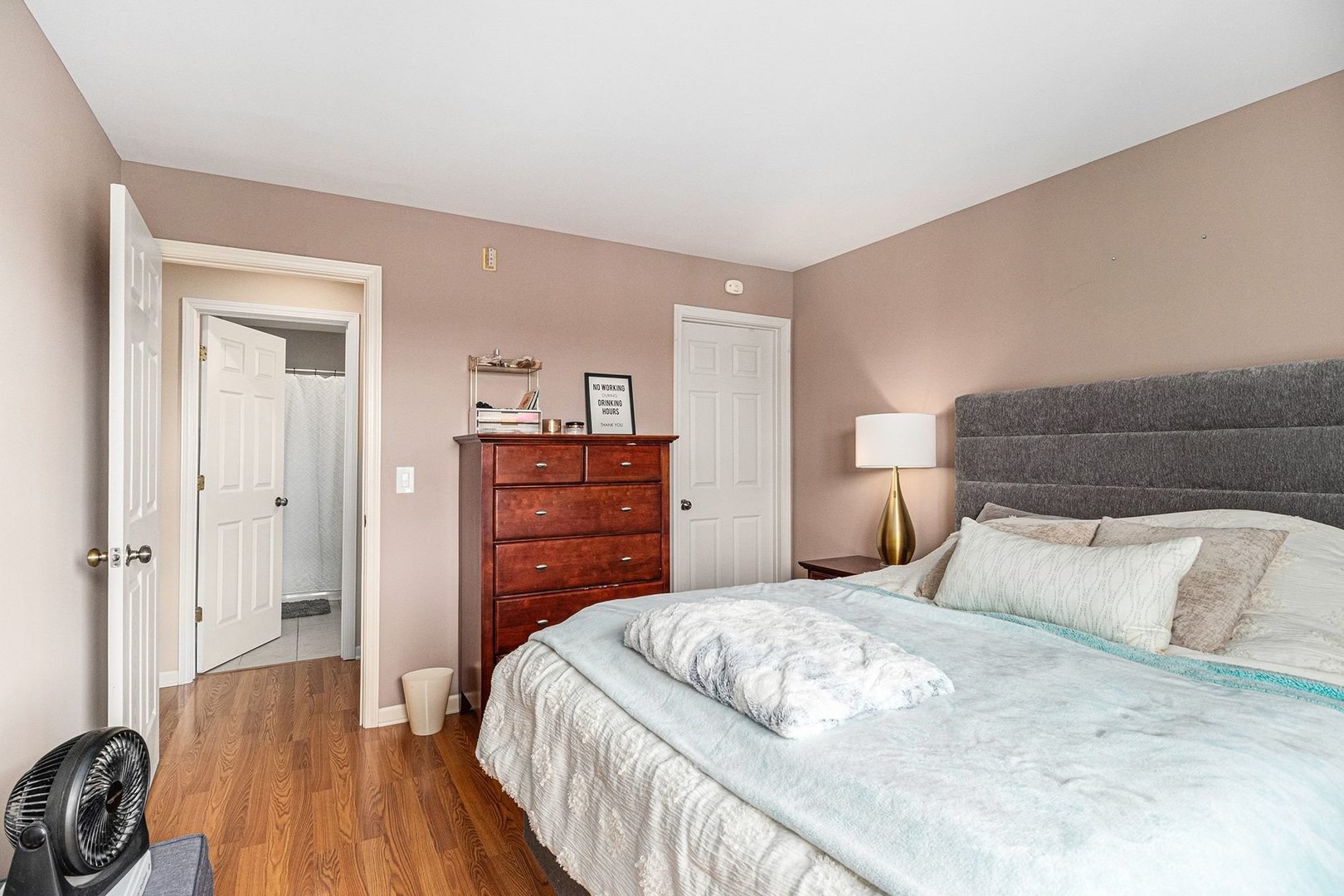 57 E Hattendorf Avenue #304, Roselle, IL 60172