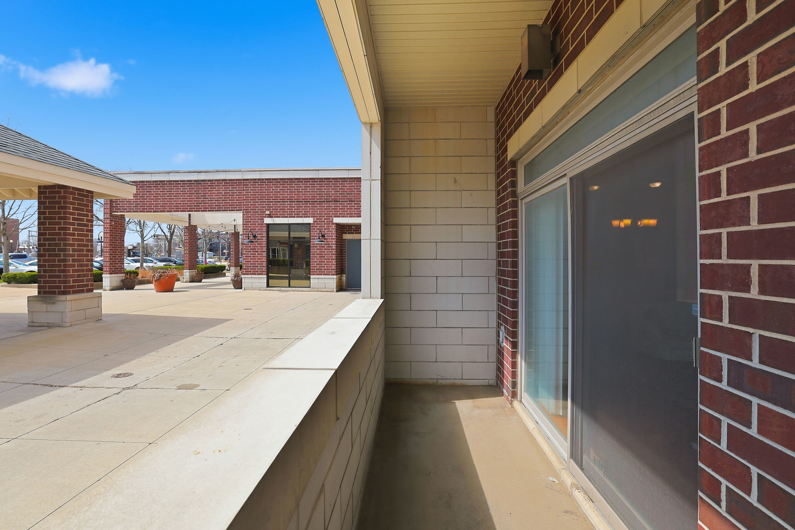 965 Rogers Street #104, Downers Grove, IL 60515