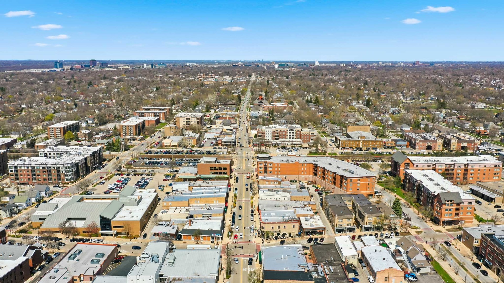 965 Rogers Street #104, Downers Grove, IL 60515