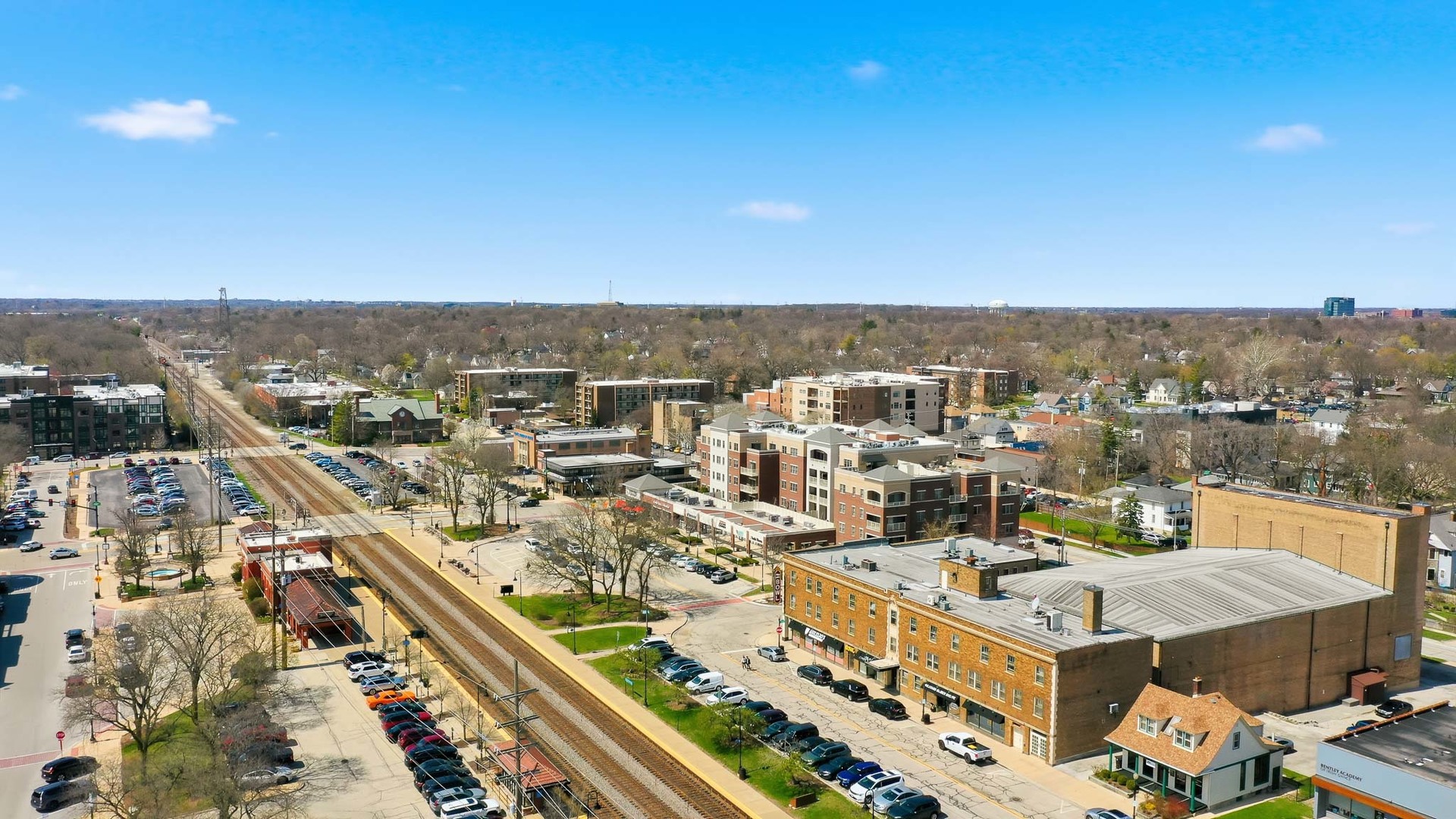 965 Rogers Street #104, Downers Grove, IL 60515