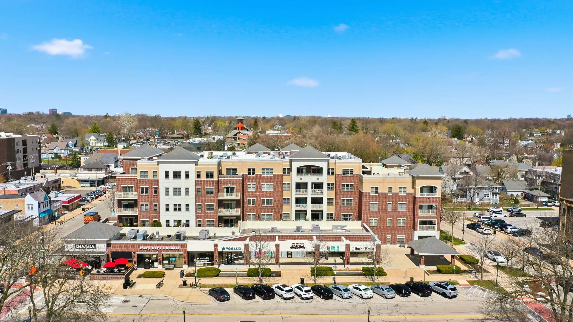 965 Rogers Street #104, Downers Grove, IL 60515