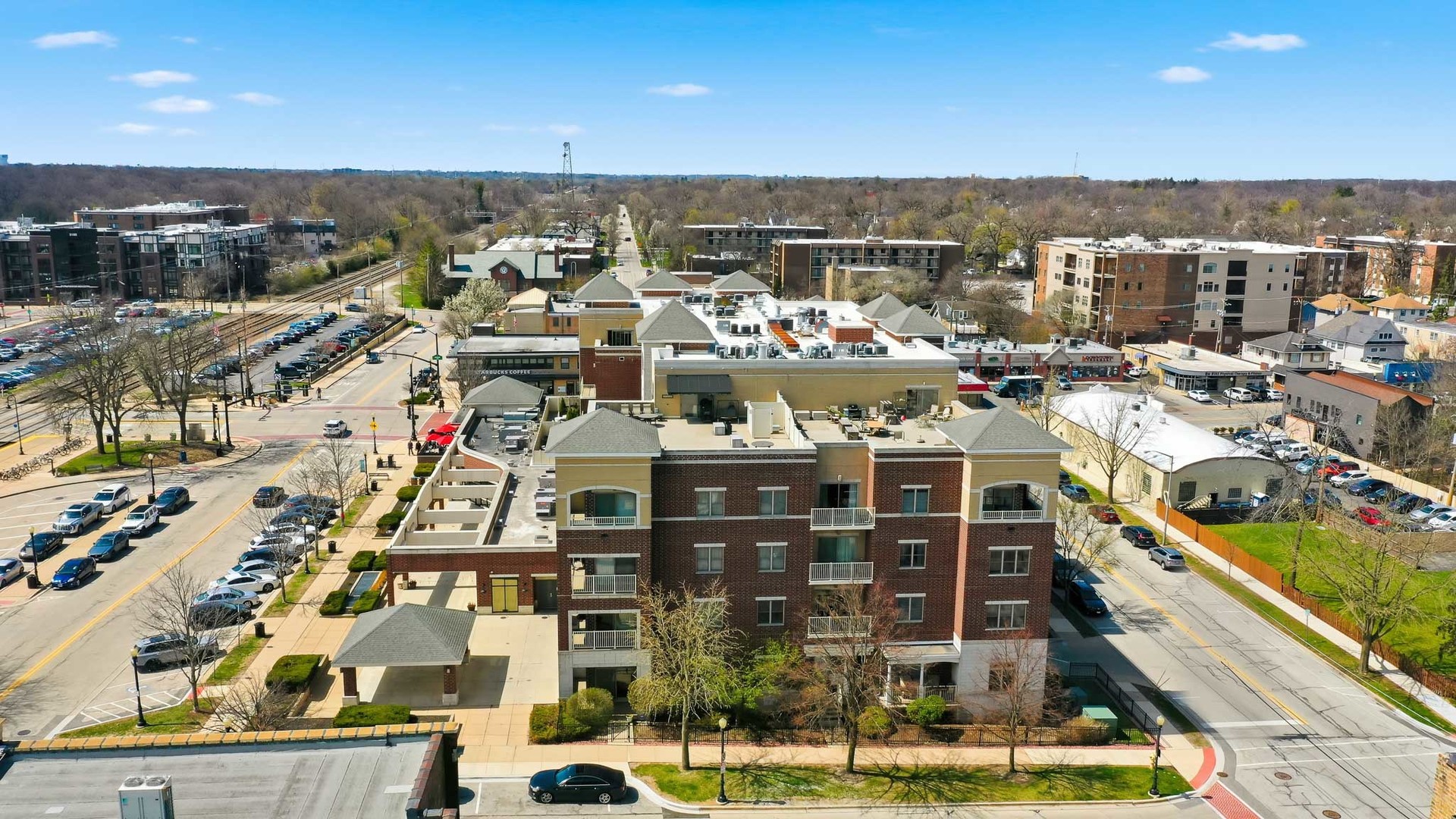 965 Rogers Street #104, Downers Grove, IL 60515