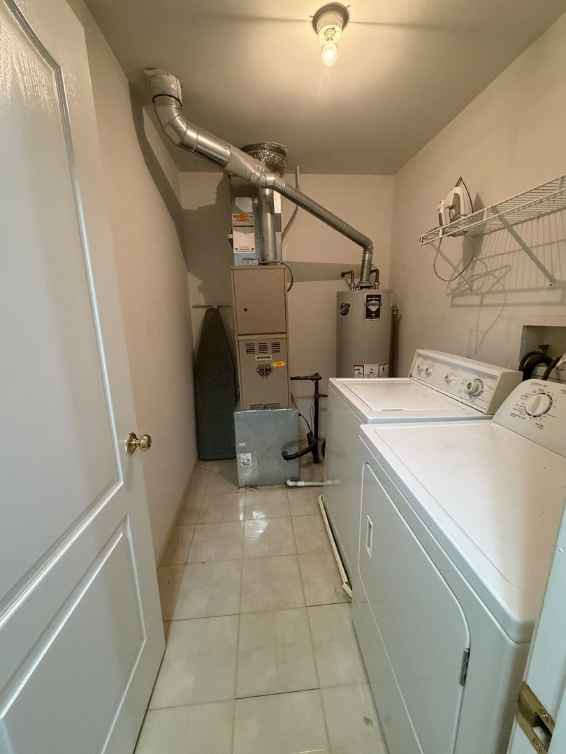 1225 Brookdale Drive, Carpentersville, IL 60110