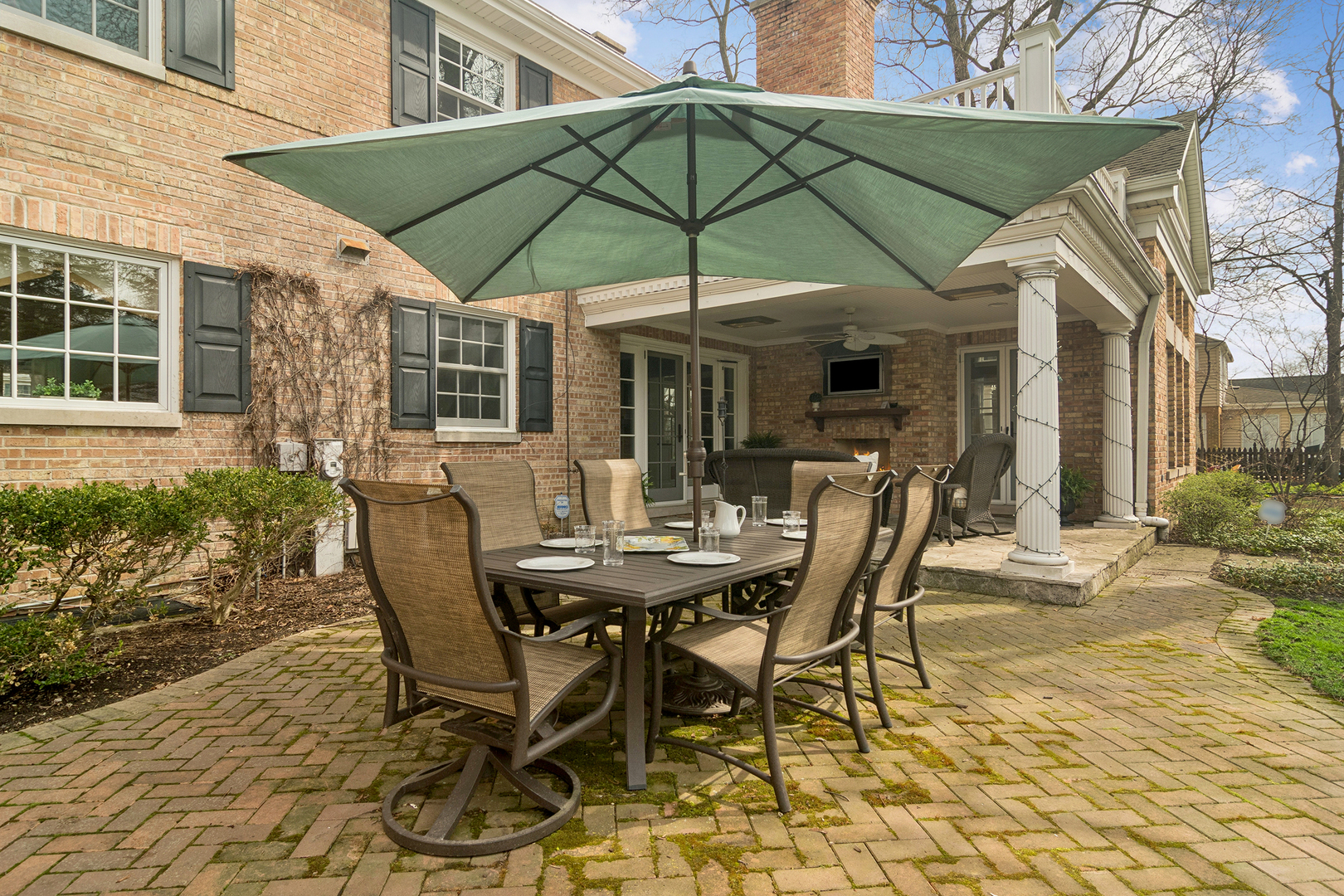 630 S Beverly Lane, Arlington Heights, IL 60005