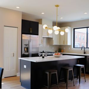 318 E Lincoln Street #318, Mount Prospect, IL 60056