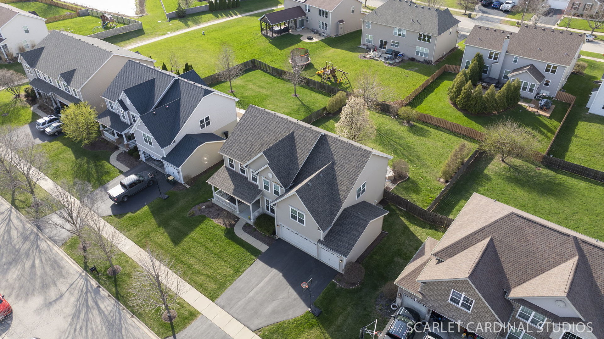 829 Preston Lane, Oswego, IL 60543