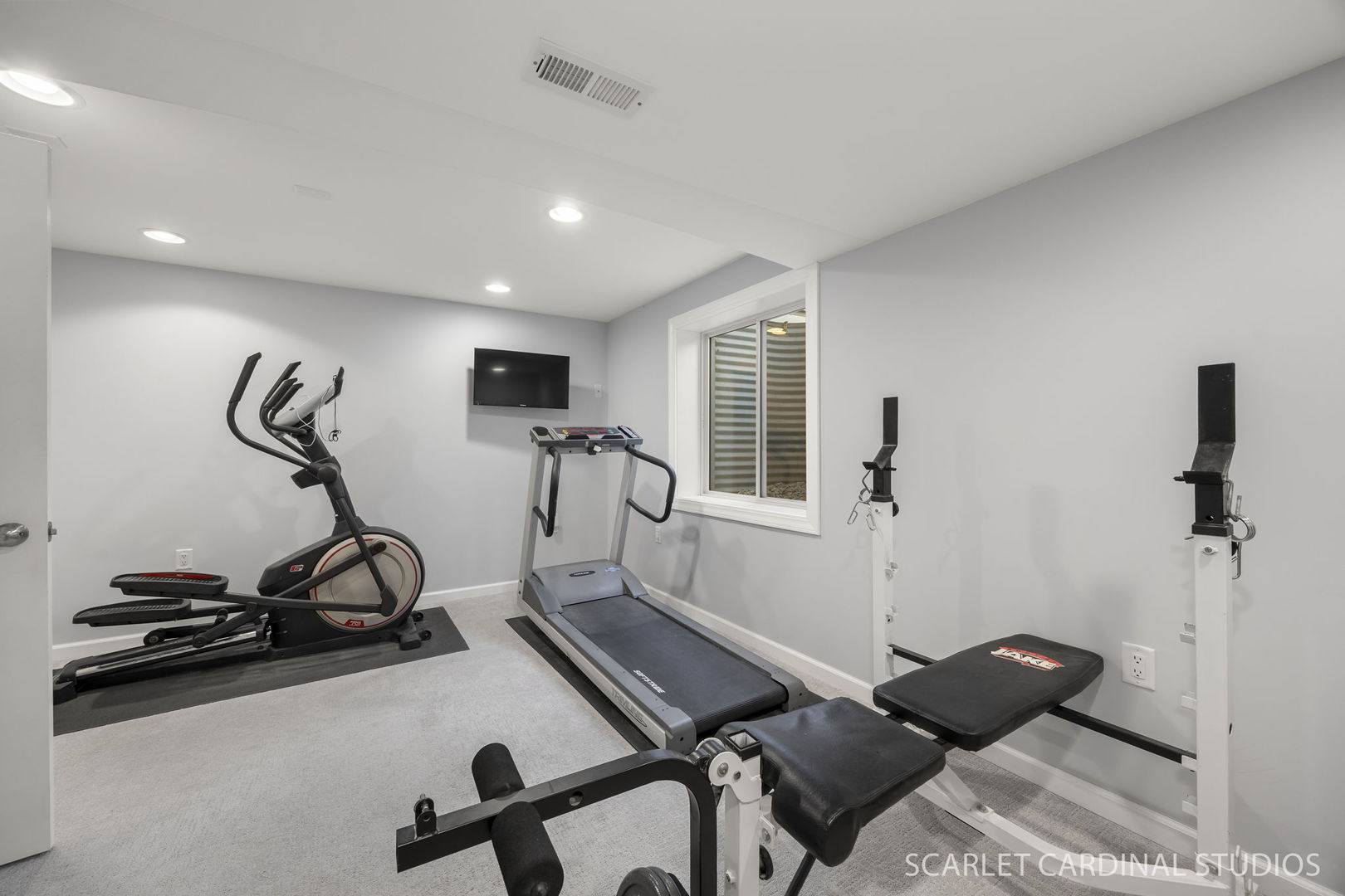 829 Preston Lane, Oswego, IL 60543