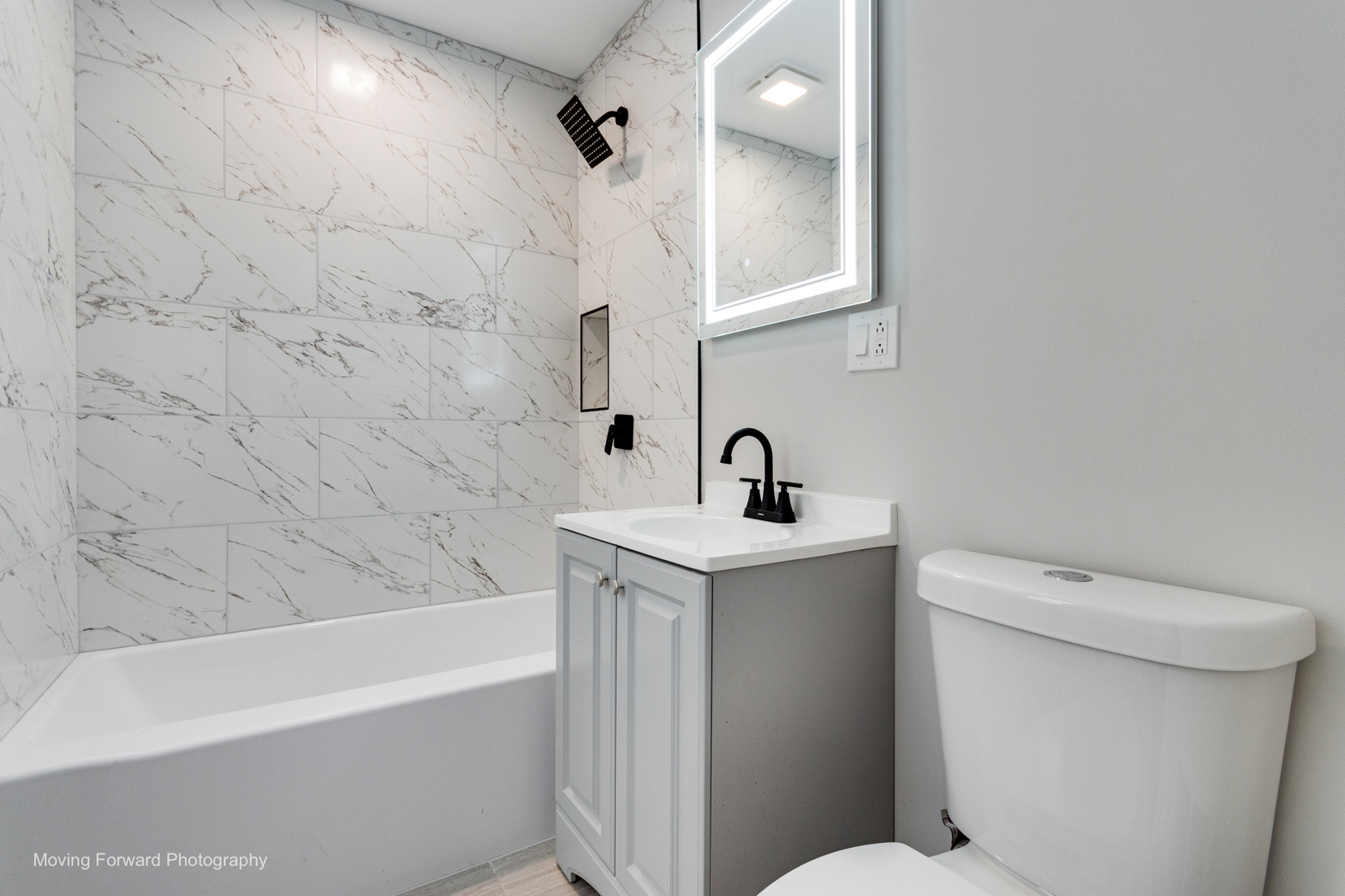 9432 S Bishop Street, Chicago, IL 60620