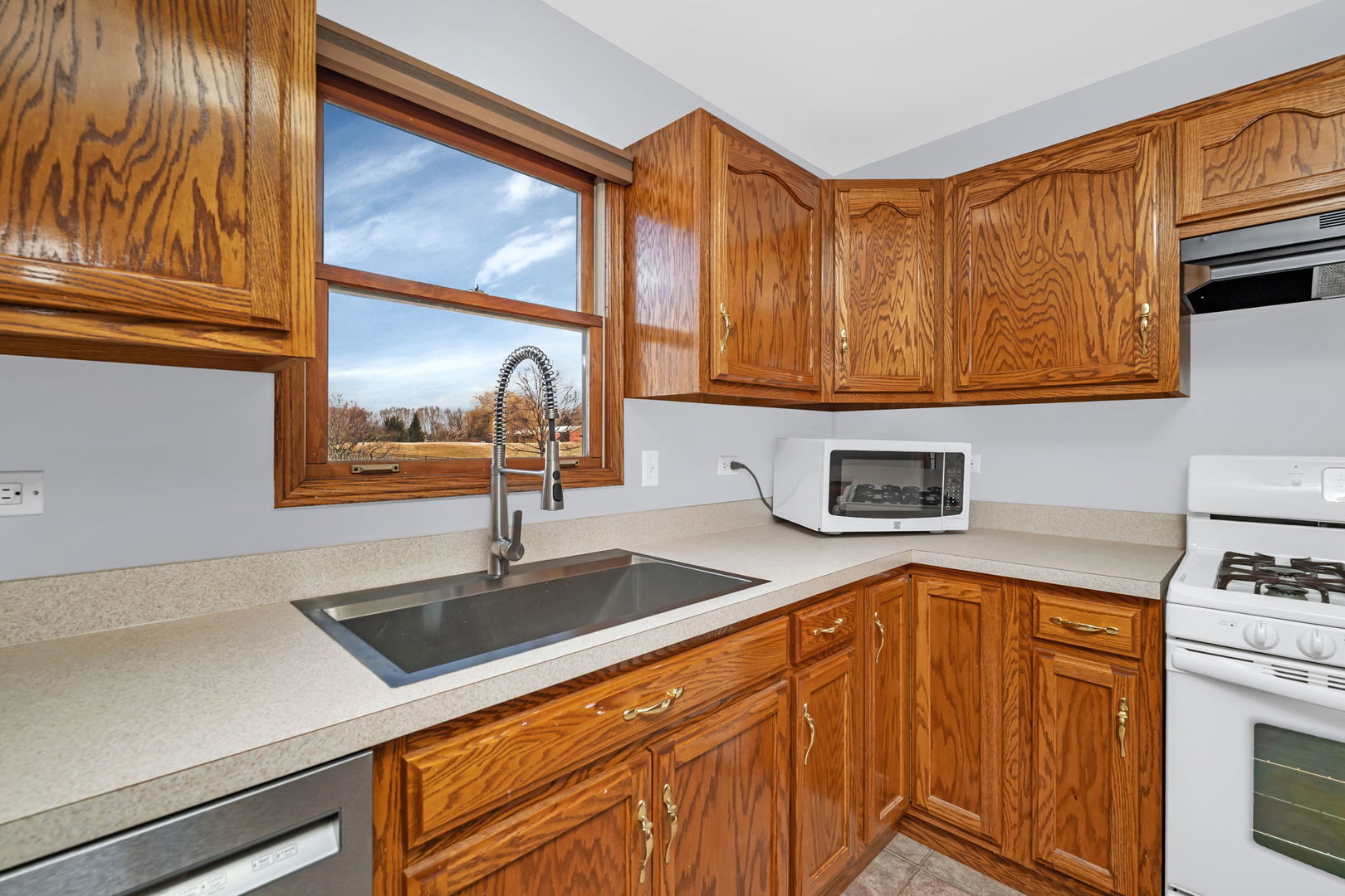 26723 S Westwood Court, Channahon, IL 60410