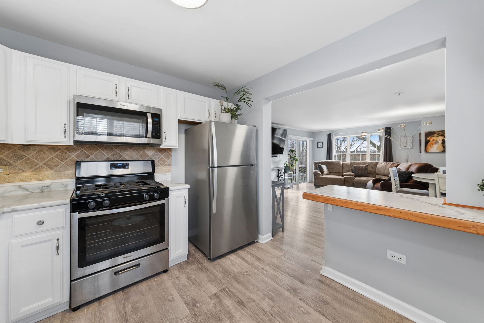 1979 Gary Court #A, Schaumburg, IL 60193