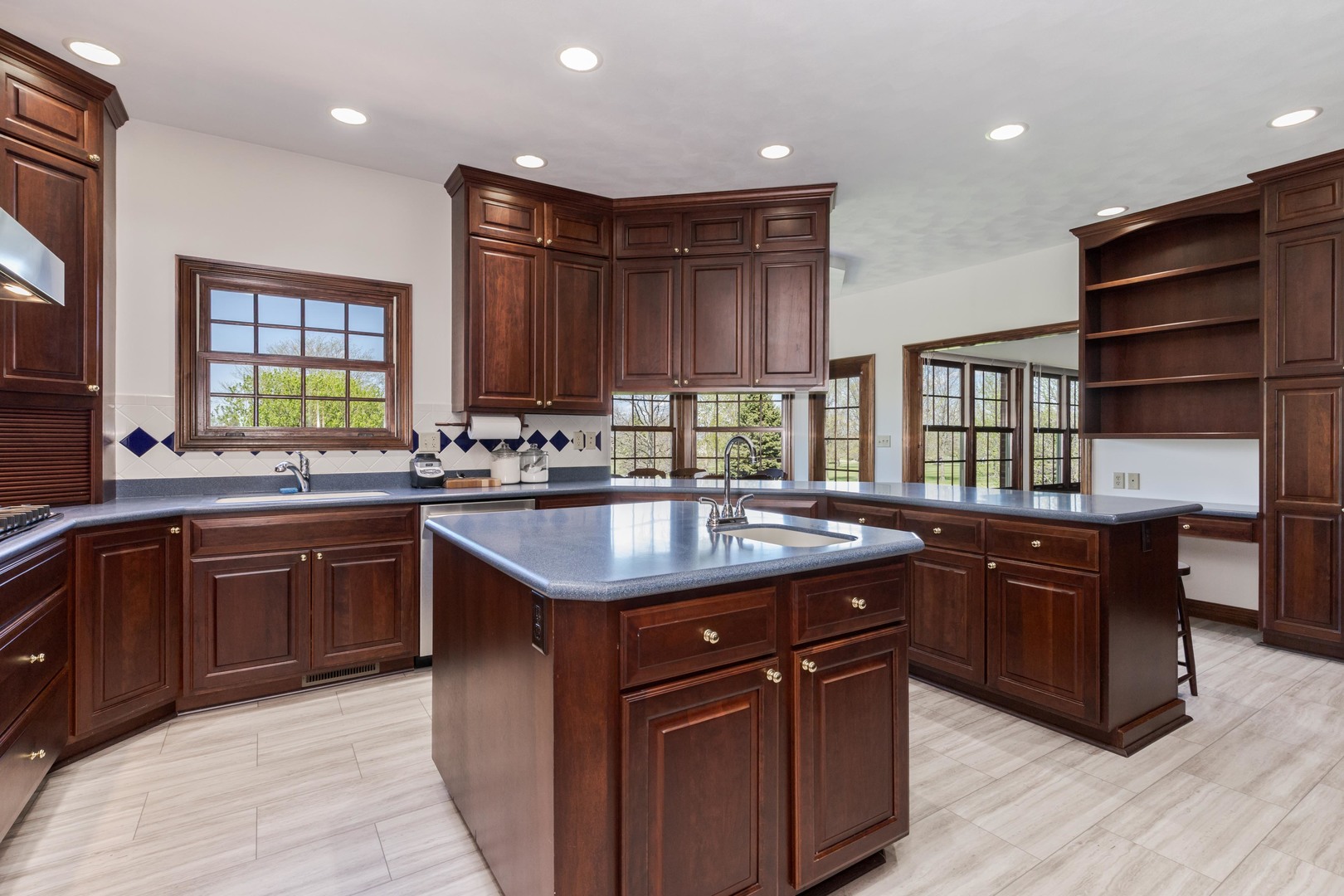 402 Northridge Estates, Normal, IL 61761