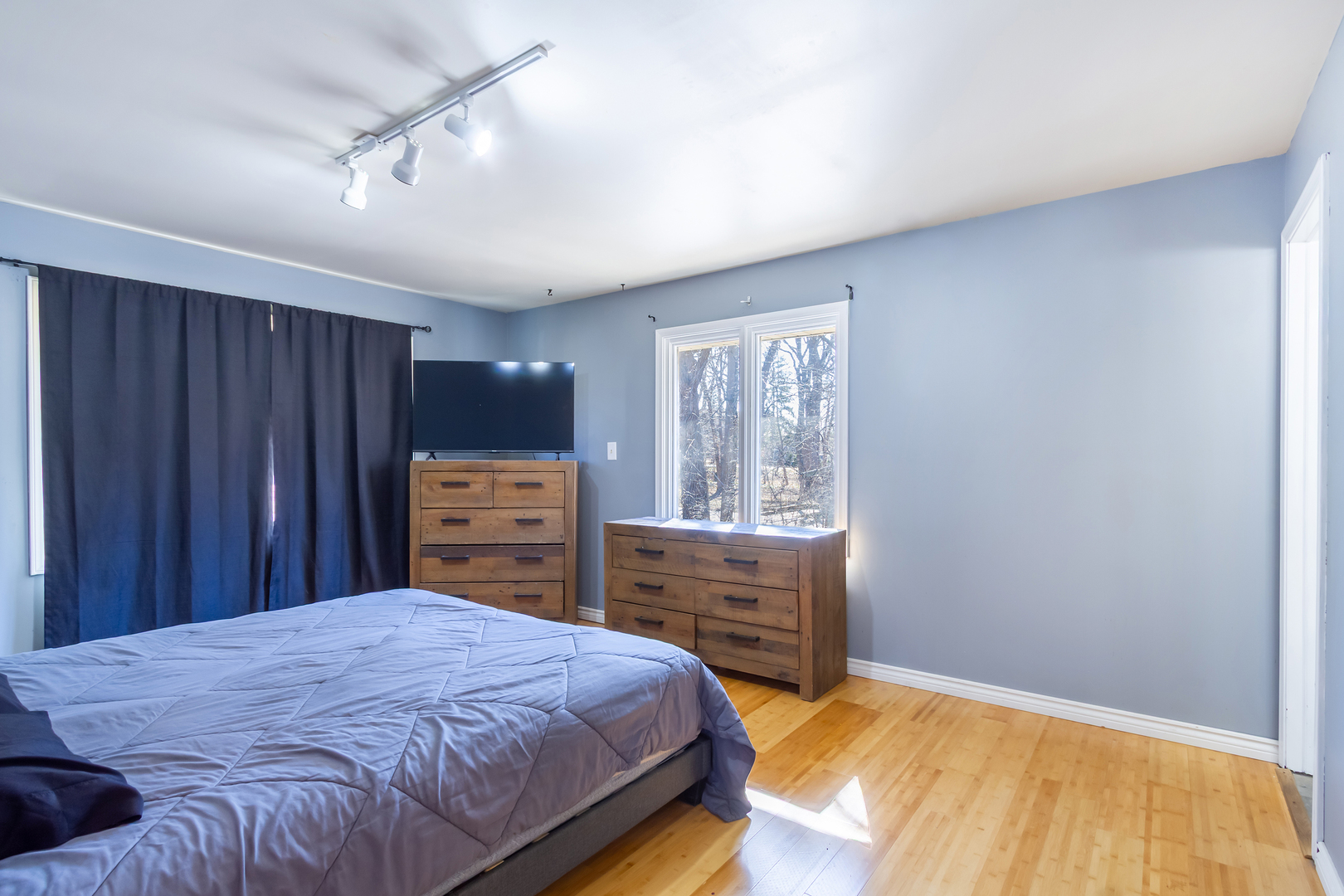 3N046 Lakeview Court, West Chicago, IL 60185