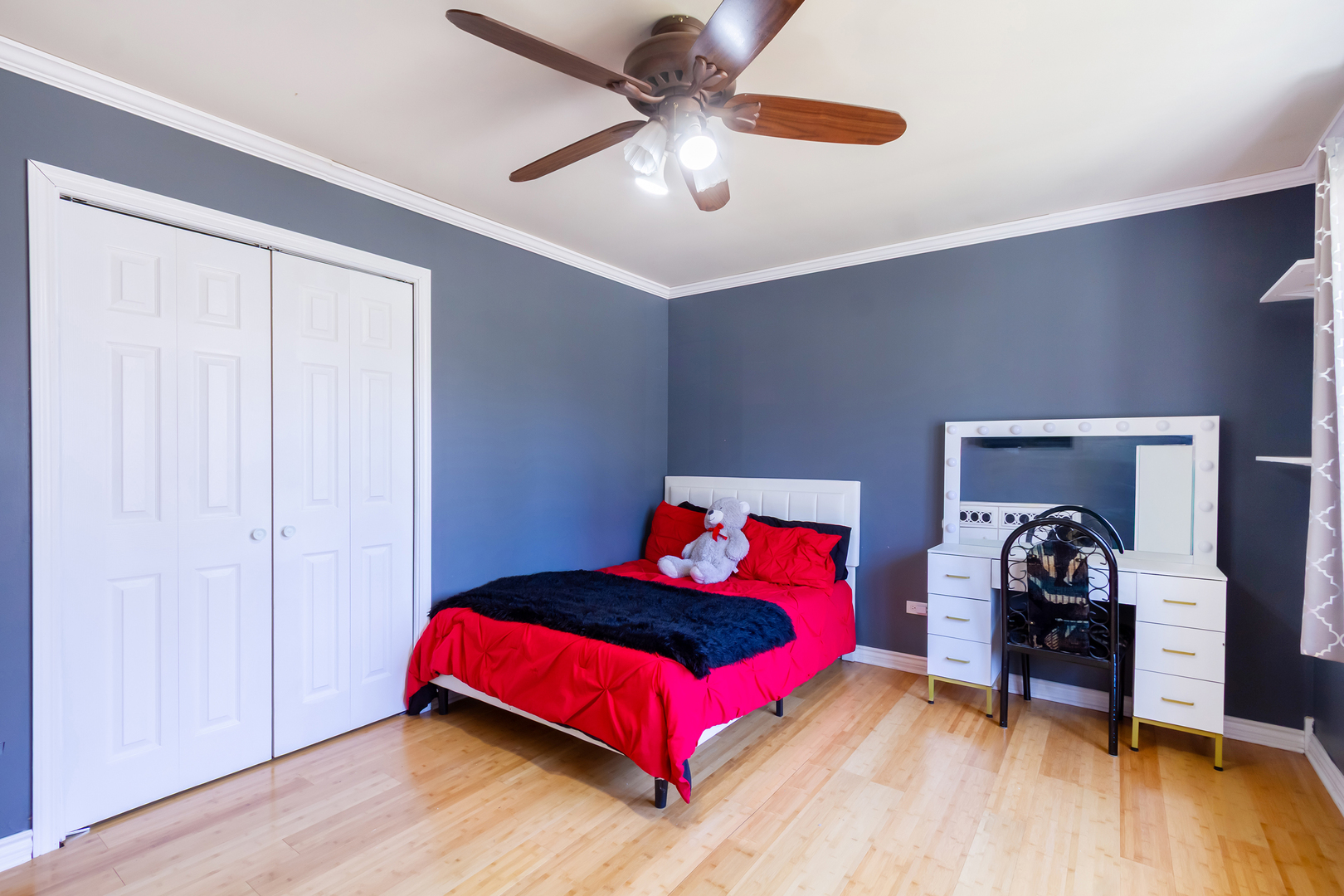 3N046 Lakeview Court, West Chicago, IL 60185