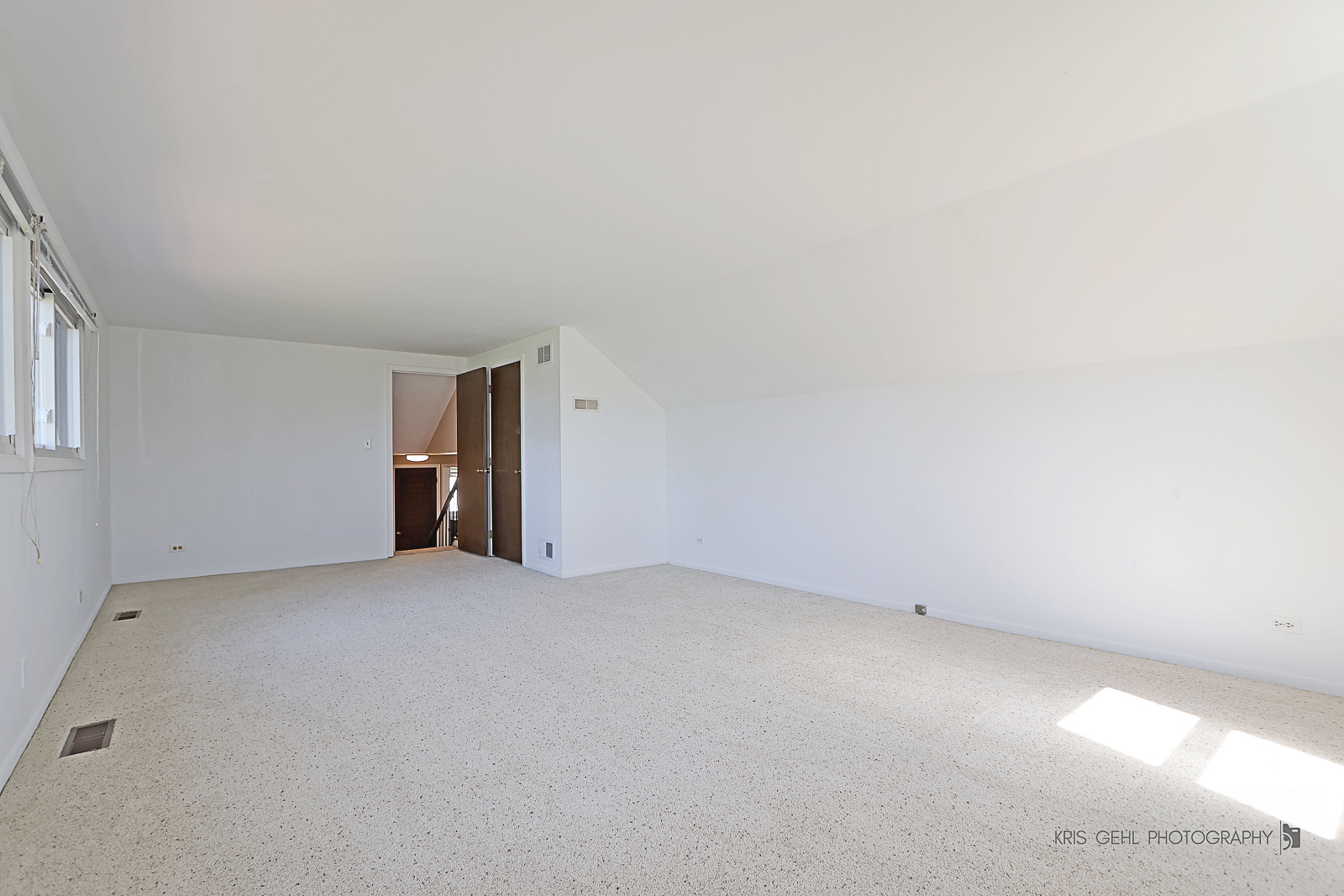 1123 Juniper Parkway, Libertyville, IL 60048