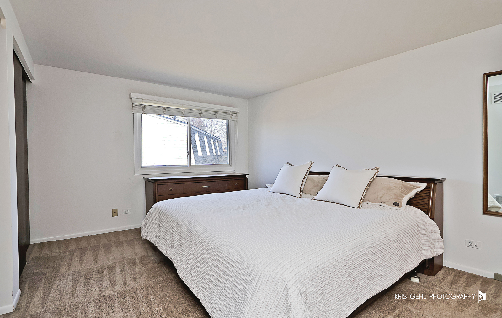 1123 Juniper Parkway, Libertyville, IL 60048