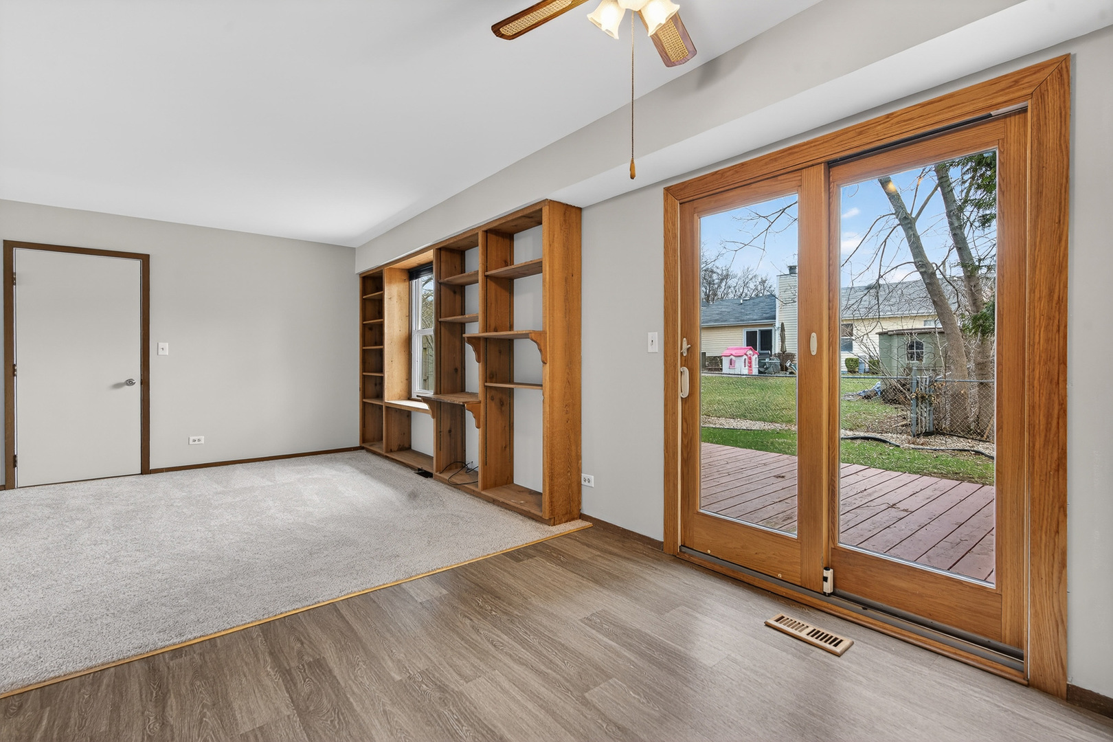 1030 Perry Drive, Algonquin, IL 60102