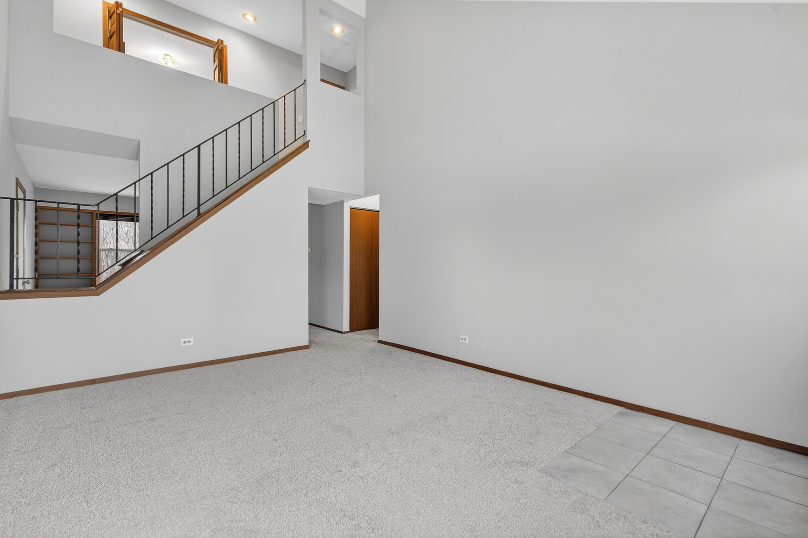 1030 Perry Drive, Algonquin, IL 60102