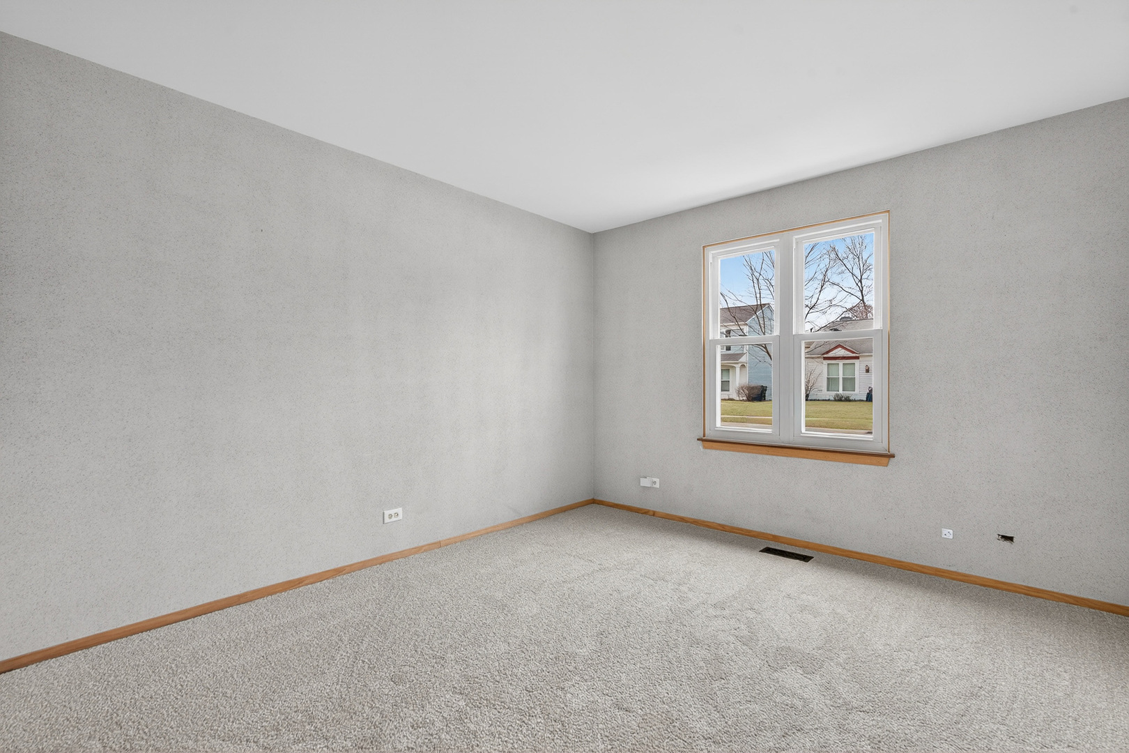 1030 Perry Drive, Algonquin, IL 60102