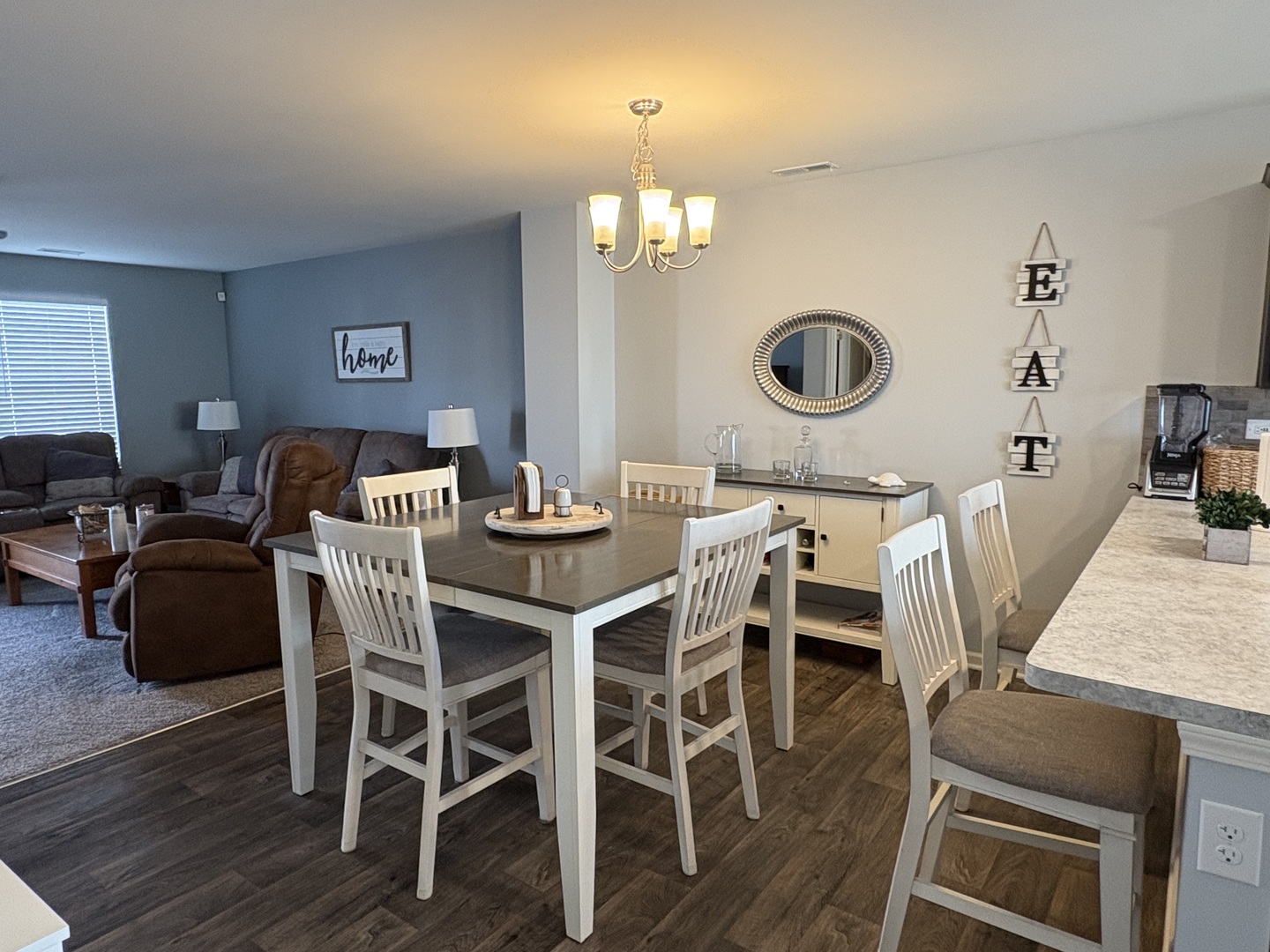 582 Spring Leaf Drive, Joliet, IL 60431