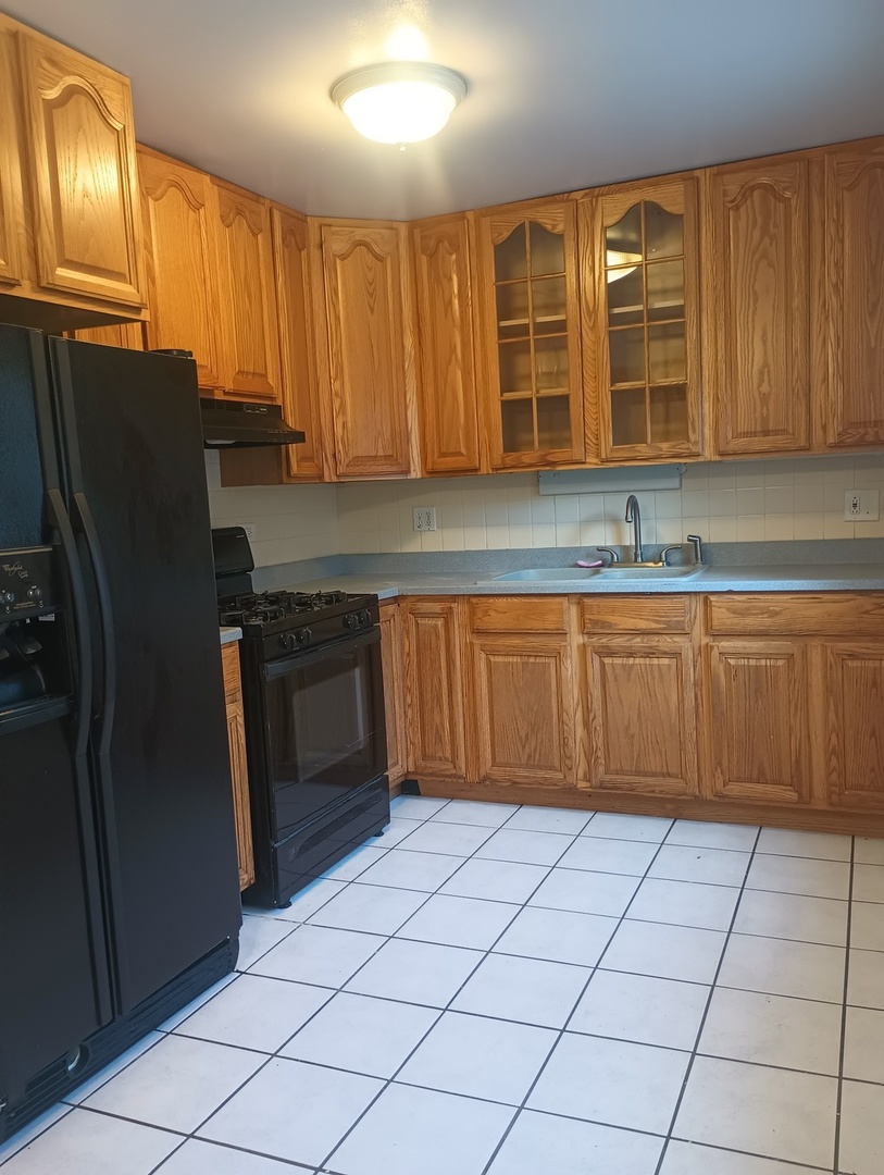 22223 Navaho Avenue, Sauk Village, IL 60411