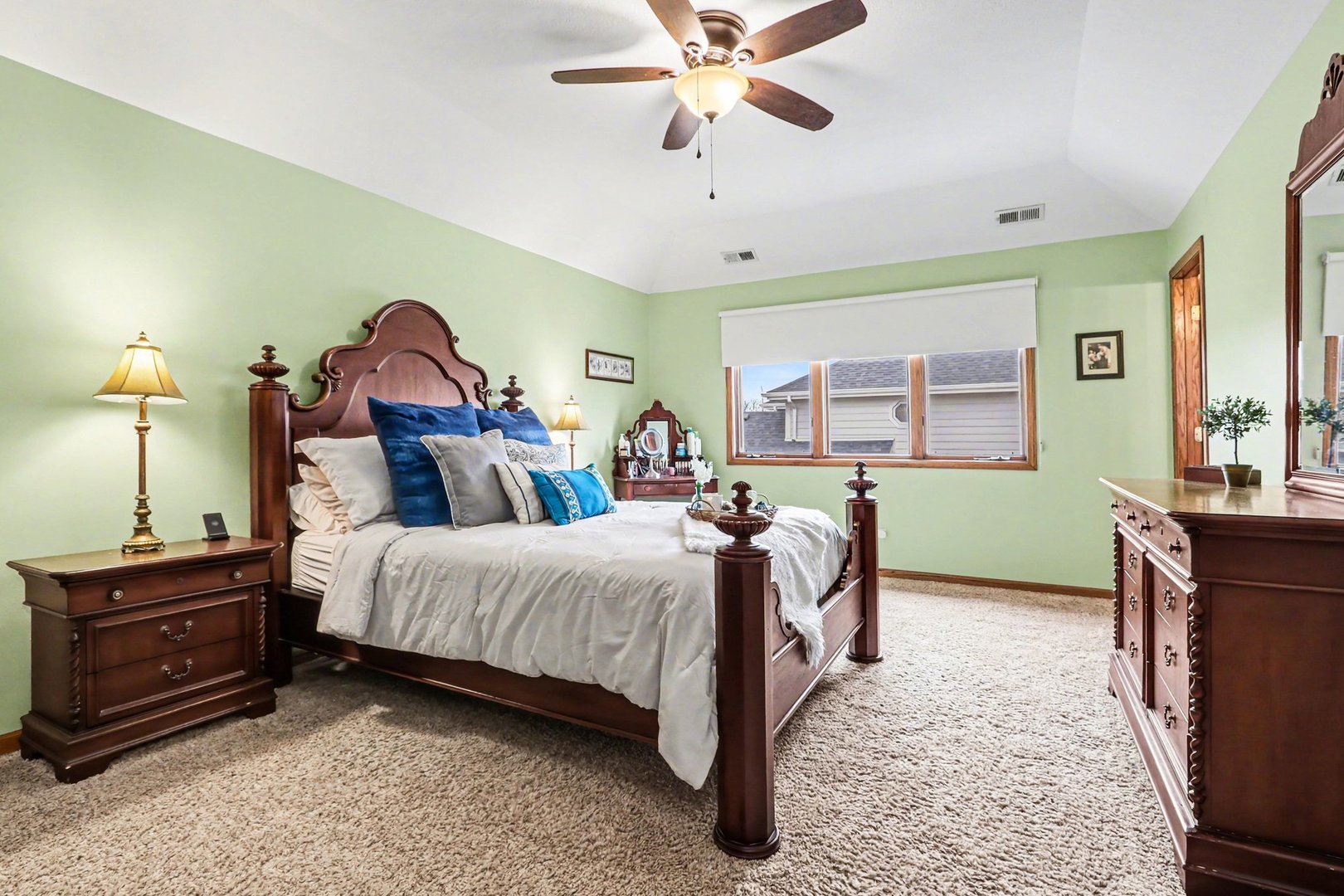 8990 W 175th Street, Tinley Park, IL 60487