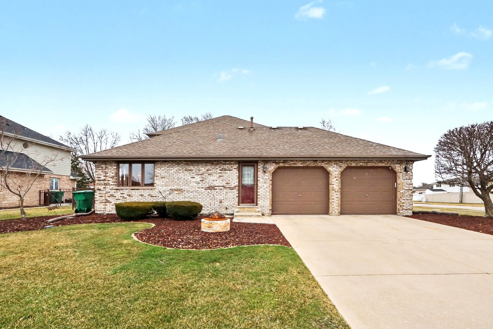 8990 W 175th Street, Tinley Park, IL 60487