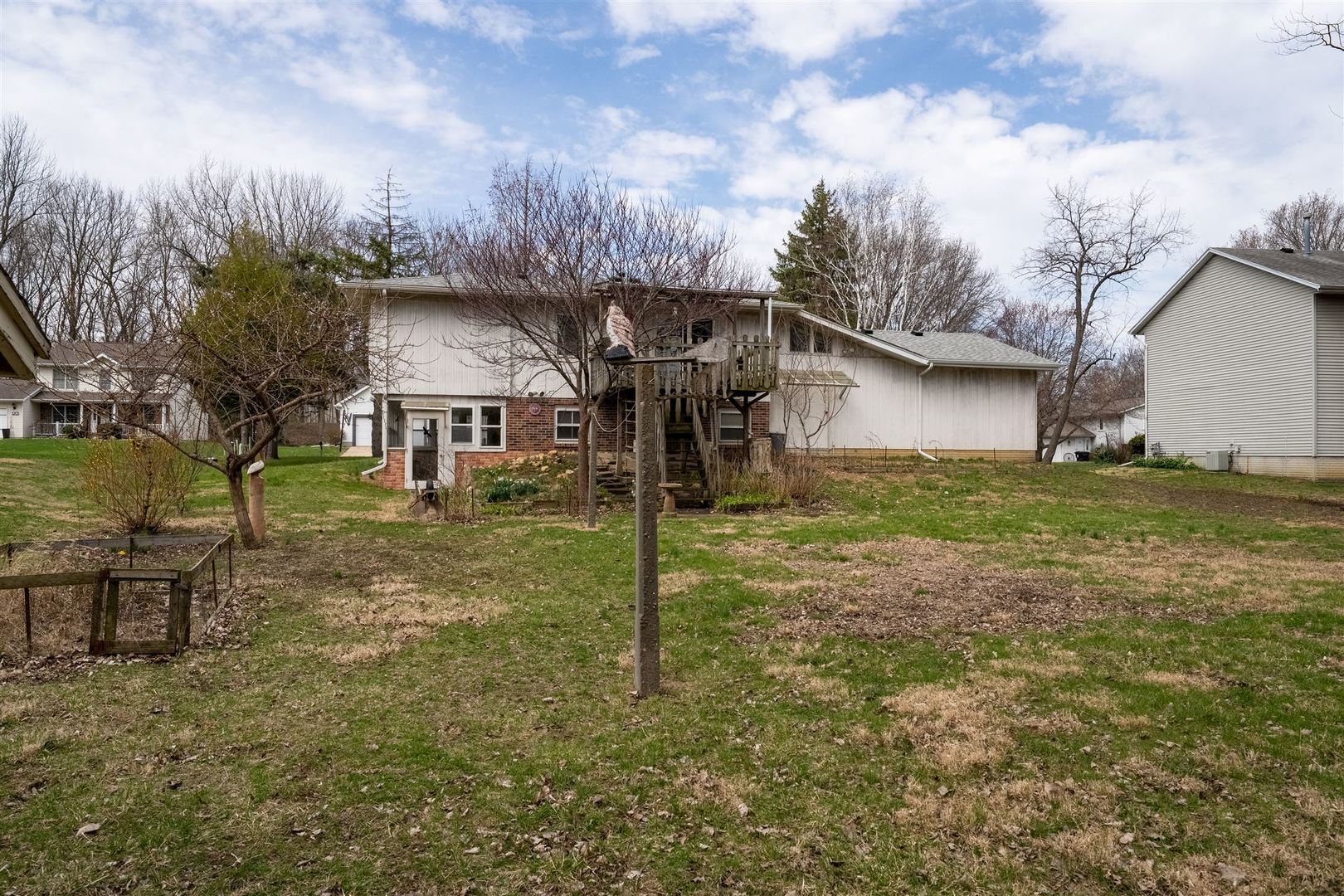 1204 Timber Ridge Court, Normal, IL 61761