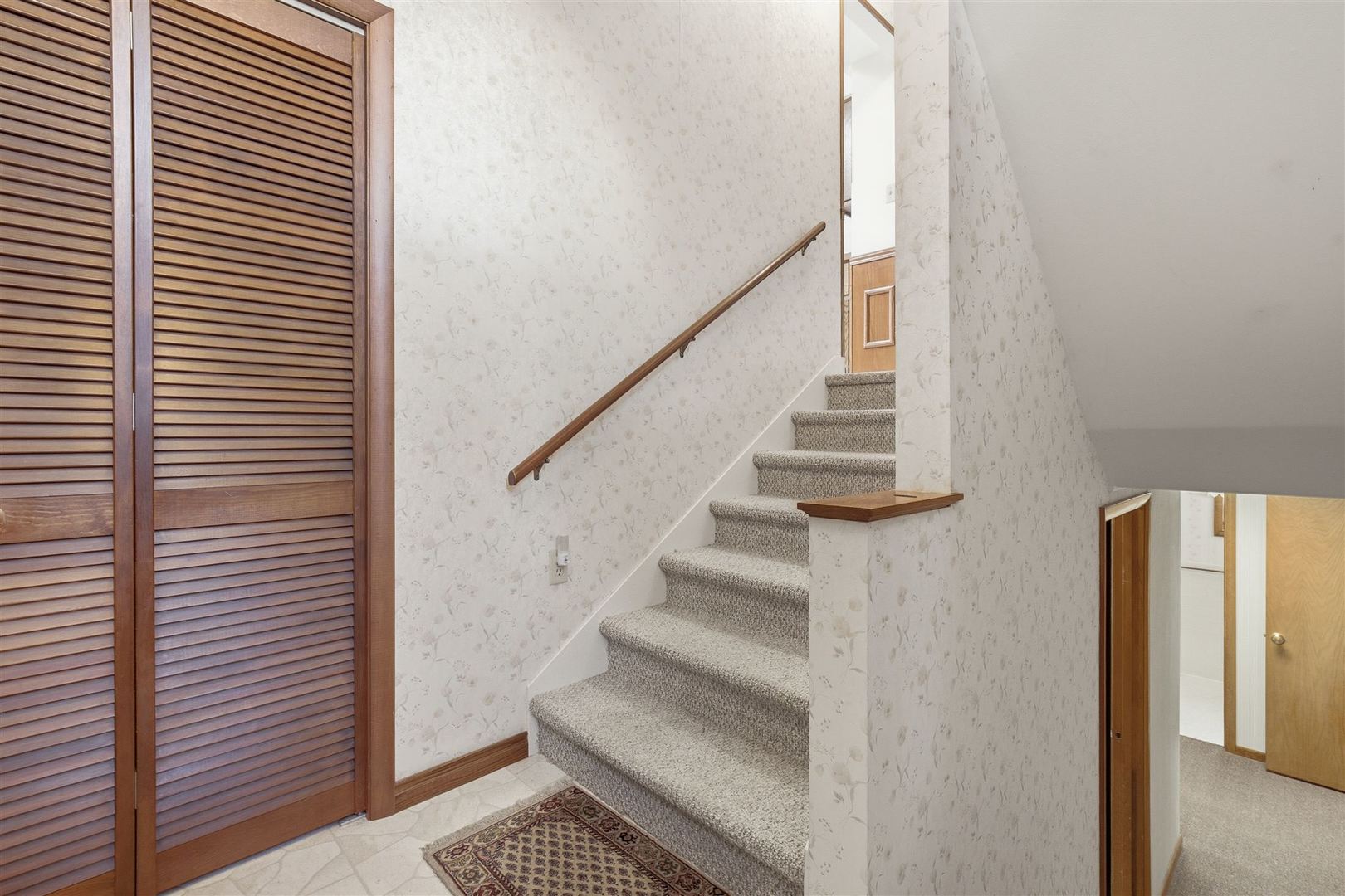 1204 Timber Ridge Court, Normal, IL 61761