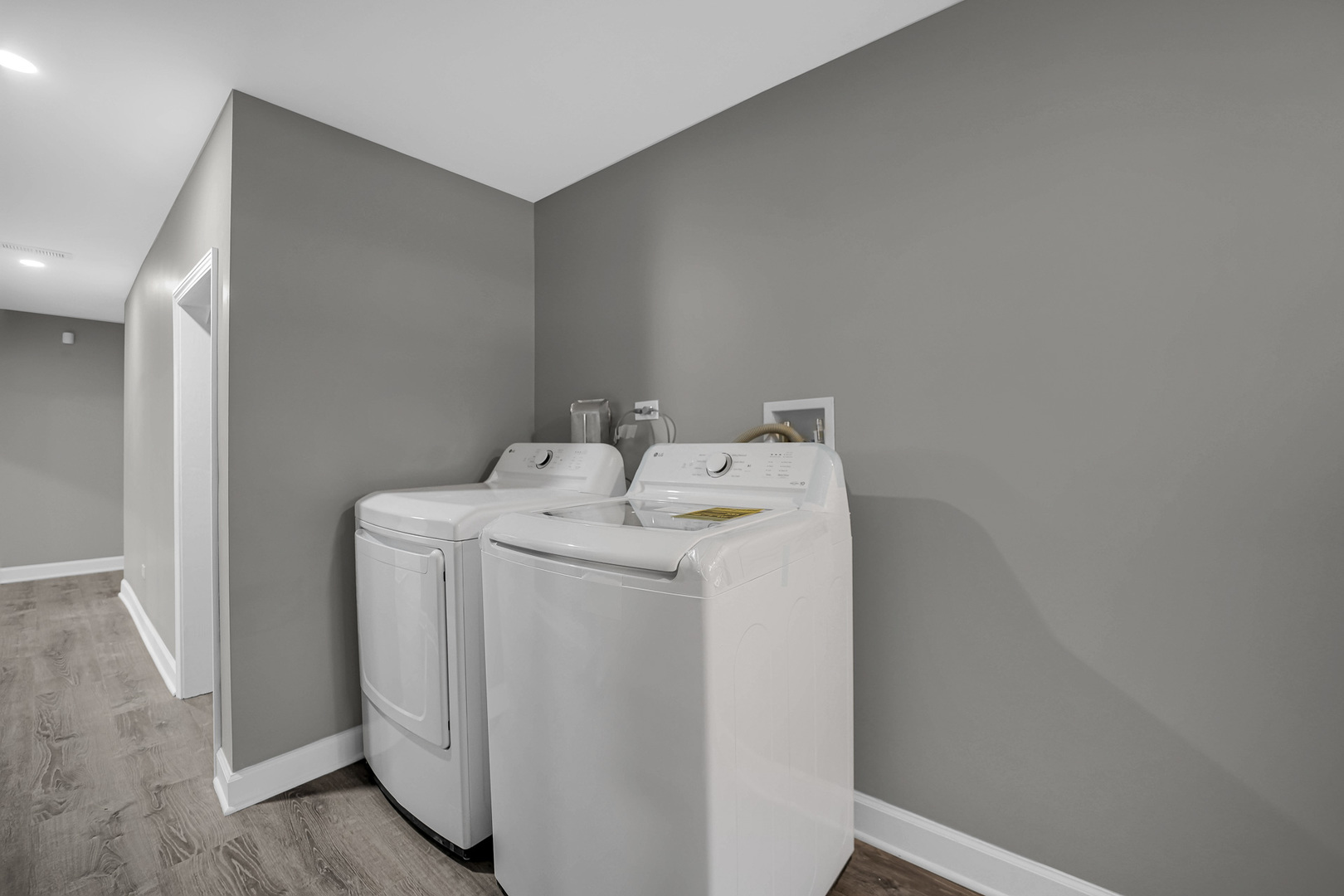 4528 W Maypole Avenue, Chicago, IL 60624