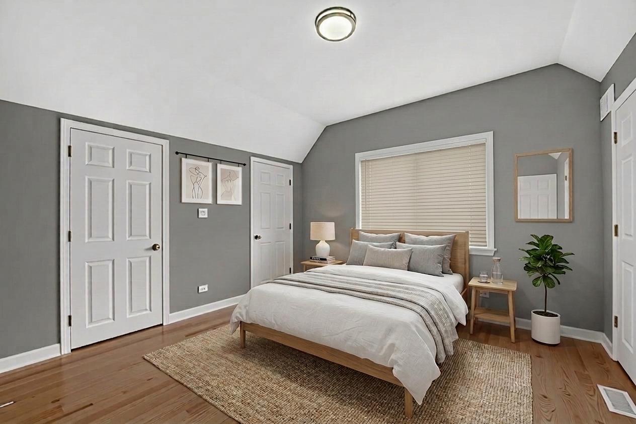 4528 W Maypole Avenue, Chicago, IL 60624