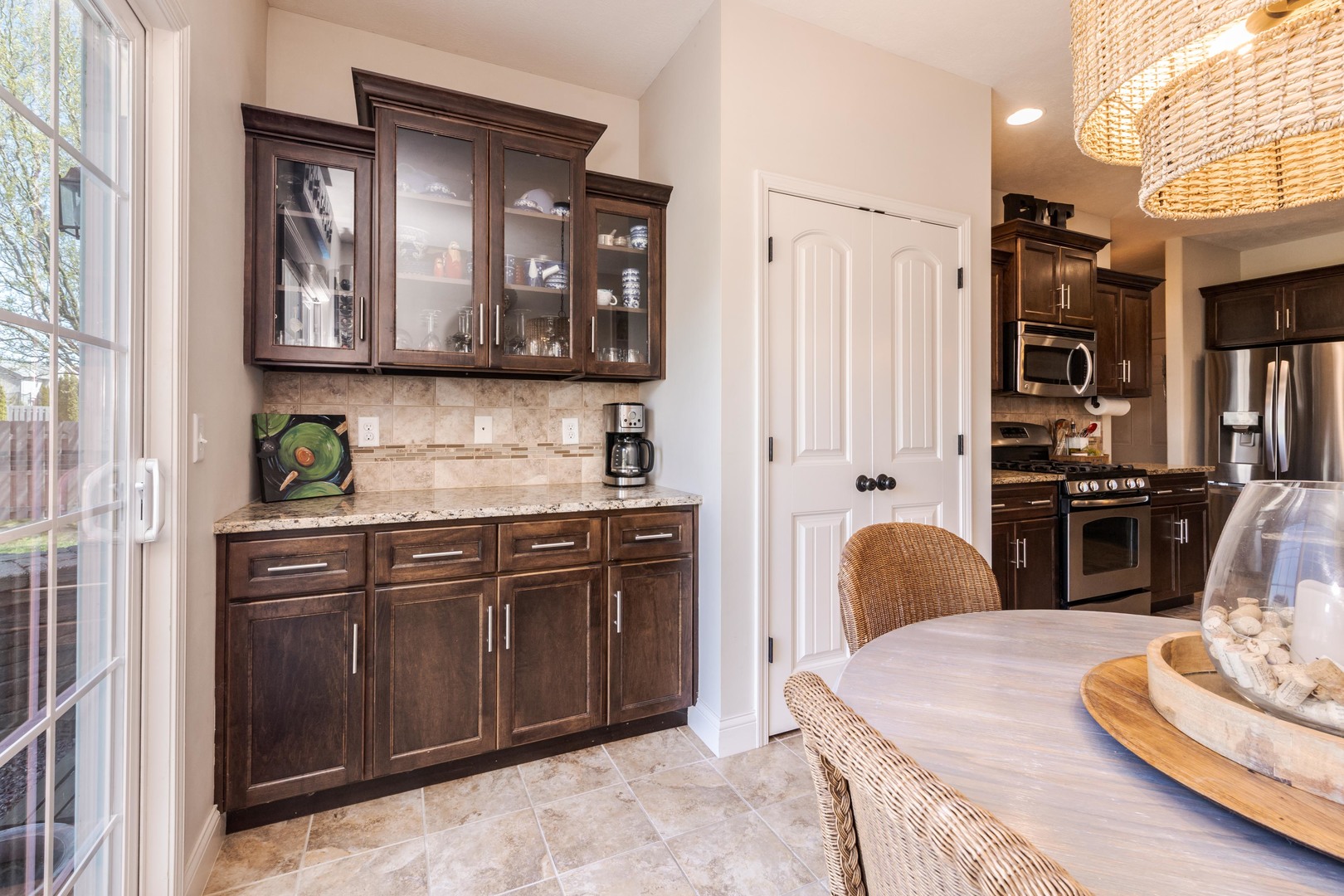 6002 Jackpine Road, Bloomington, IL 61705