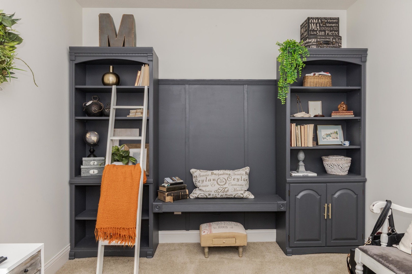 6002 Jackpine Road, Bloomington, IL 61705