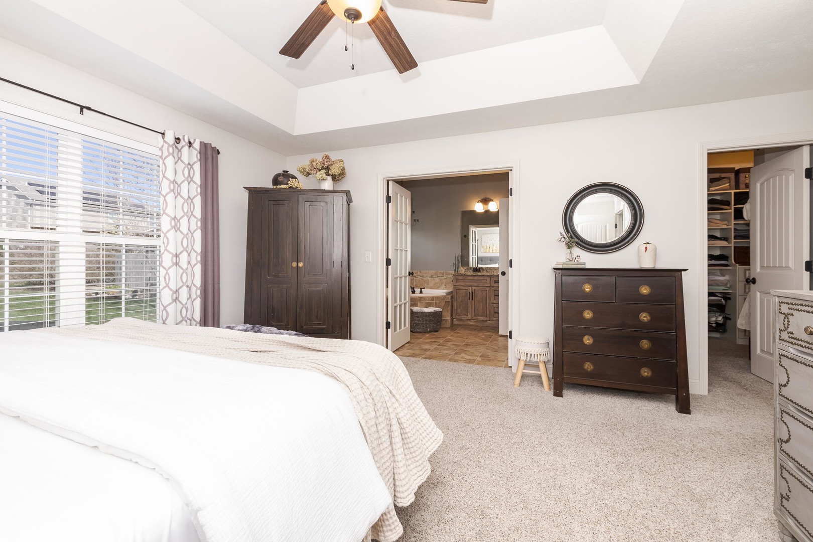 6002 Jackpine Road, Bloomington, IL 61705