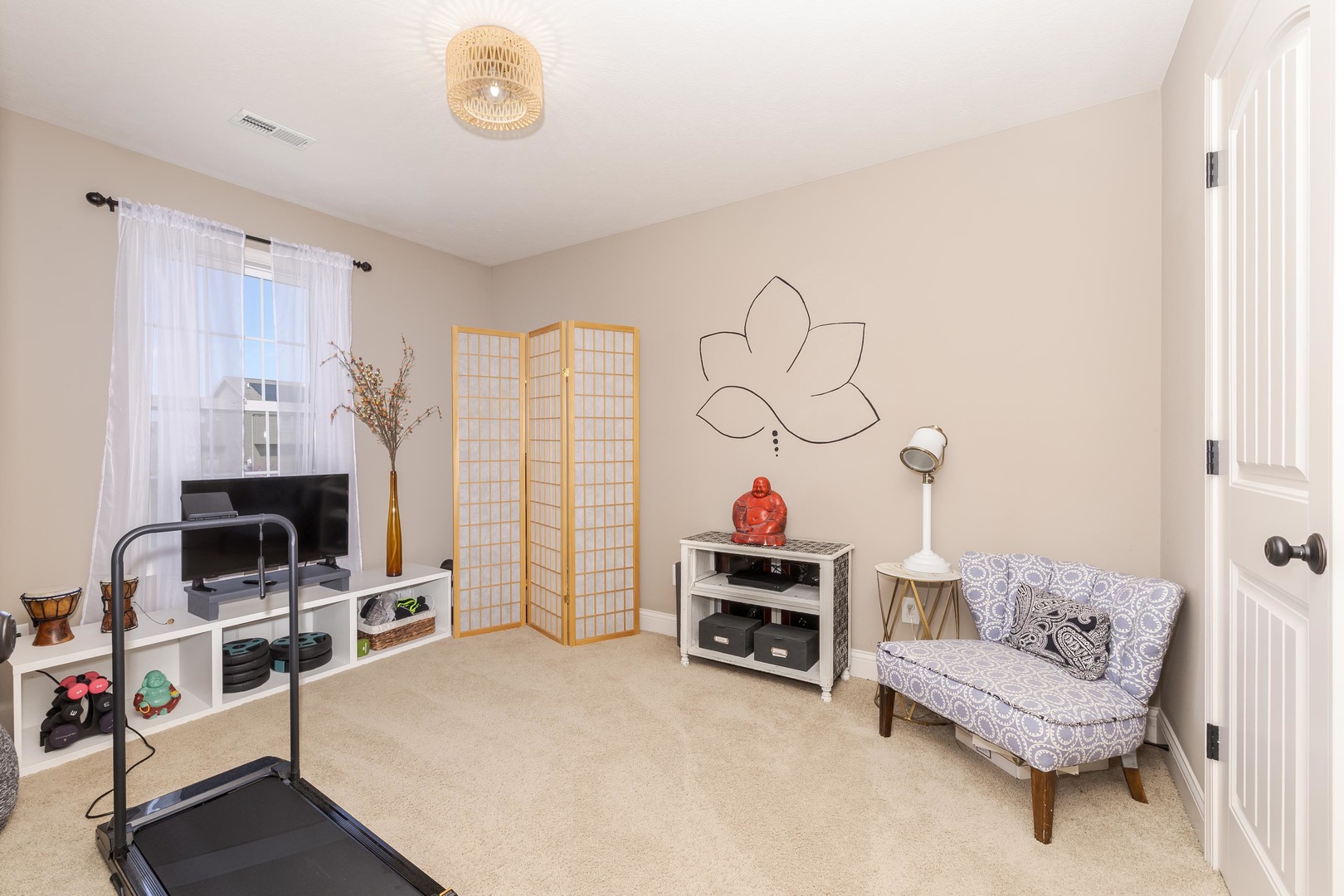 6002 Jackpine Road, Bloomington, IL 61705