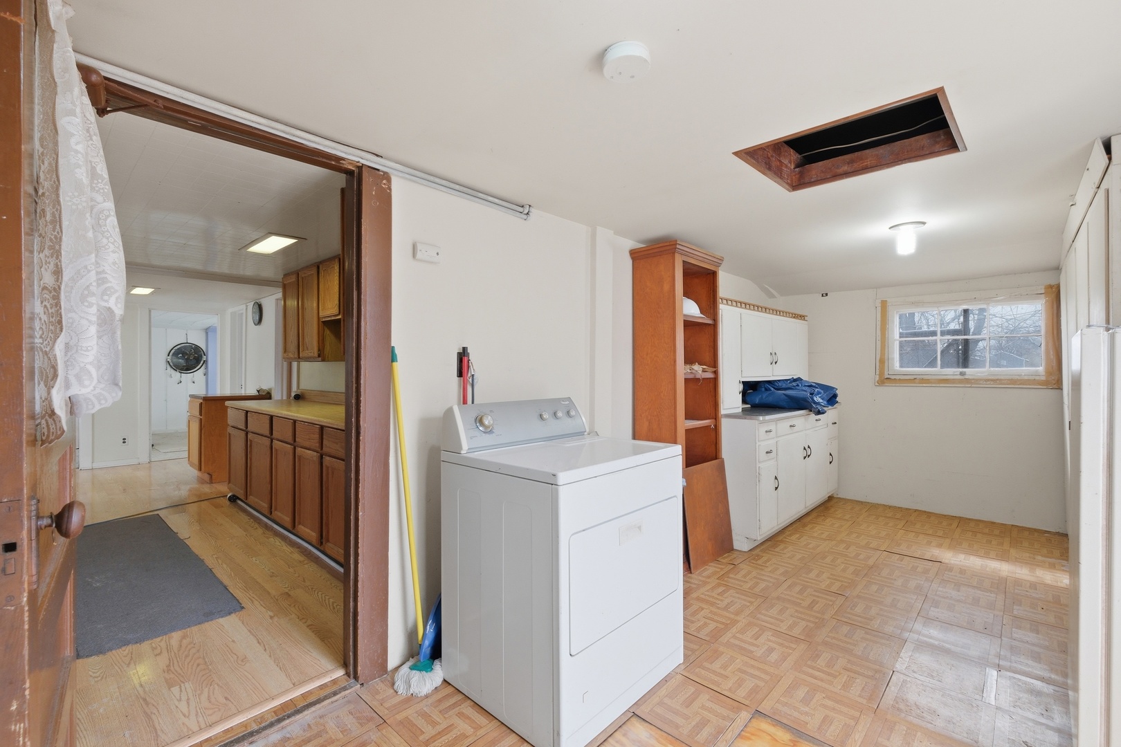 18301 Le Claire Avenue, Country Club Hills, IL 60478