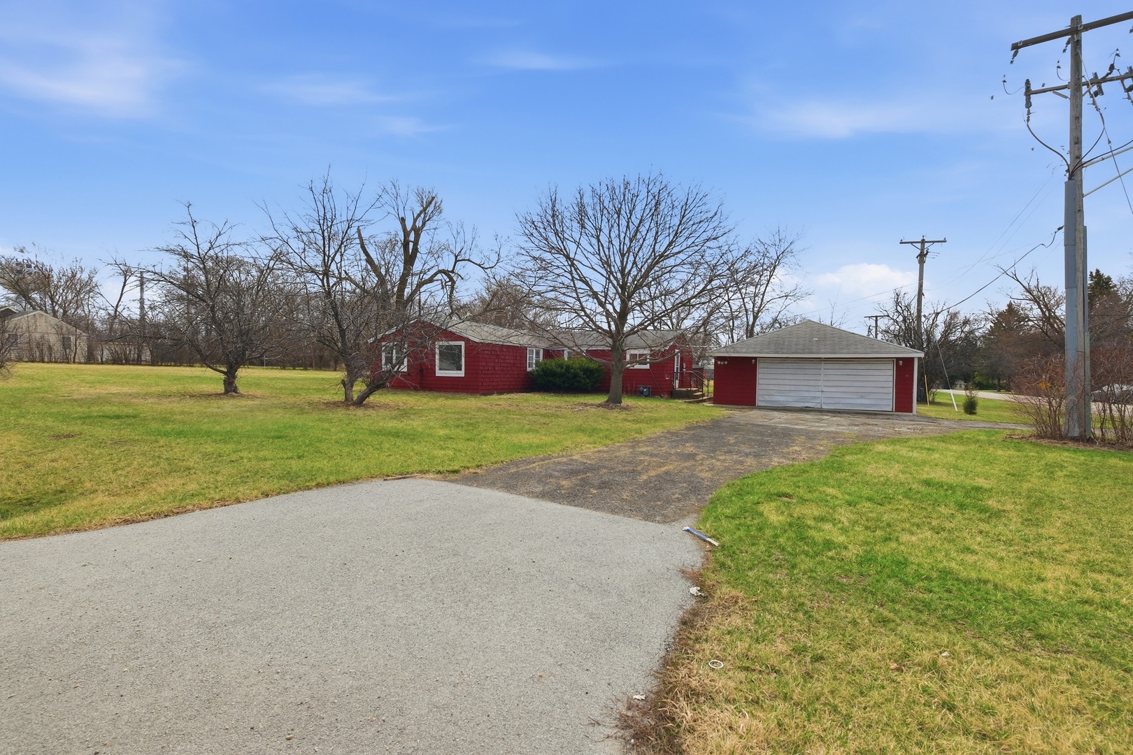 18301 Le Claire Avenue, Country Club Hills, IL 60478