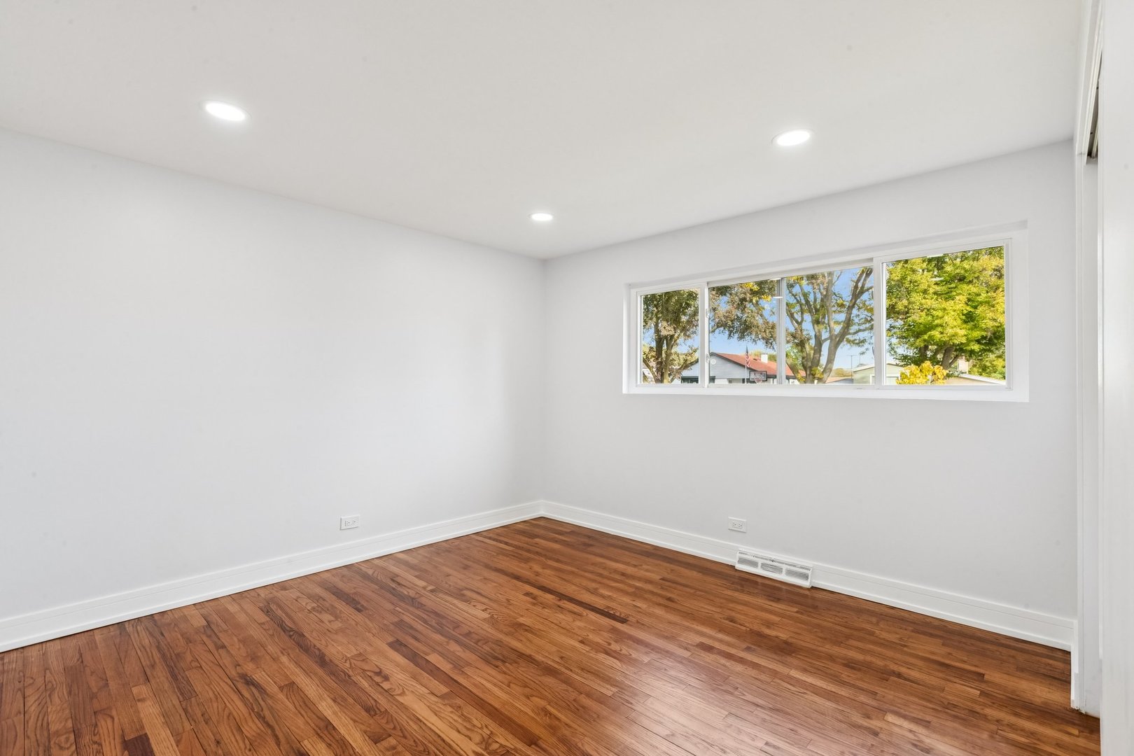 26 N Craig Place, Lombard, IL 60148