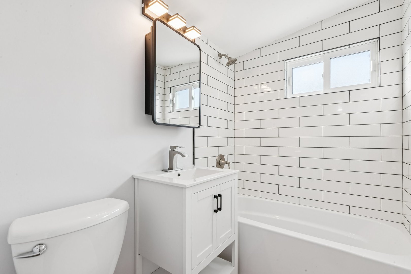 26 N Craig Place, Lombard, IL 60148