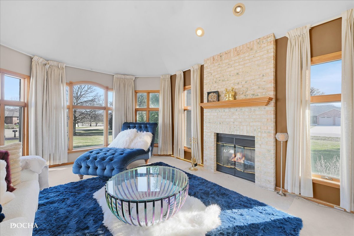 365 E Pine Meadow Court, Morris, IL 60450