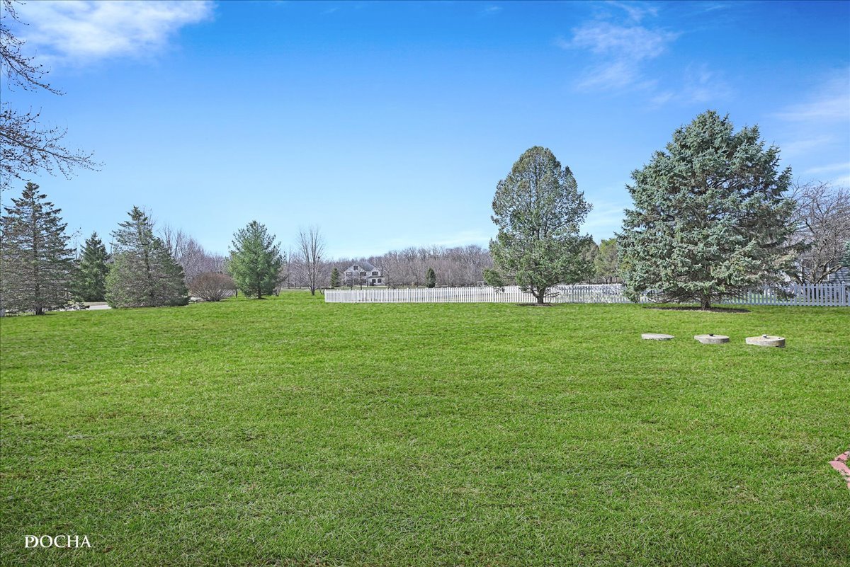 365 E Pine Meadow Court, Morris, IL 60450