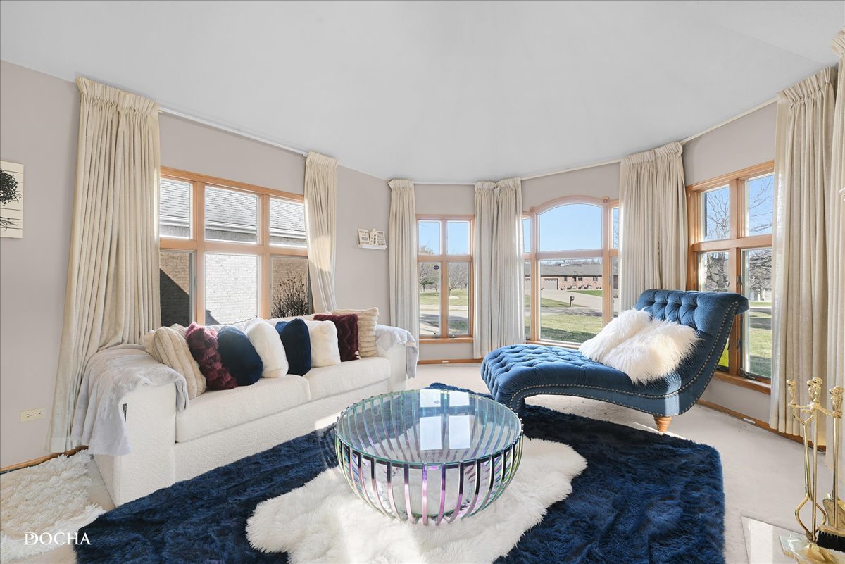 365 E Pine Meadow Court, Morris, IL 60450