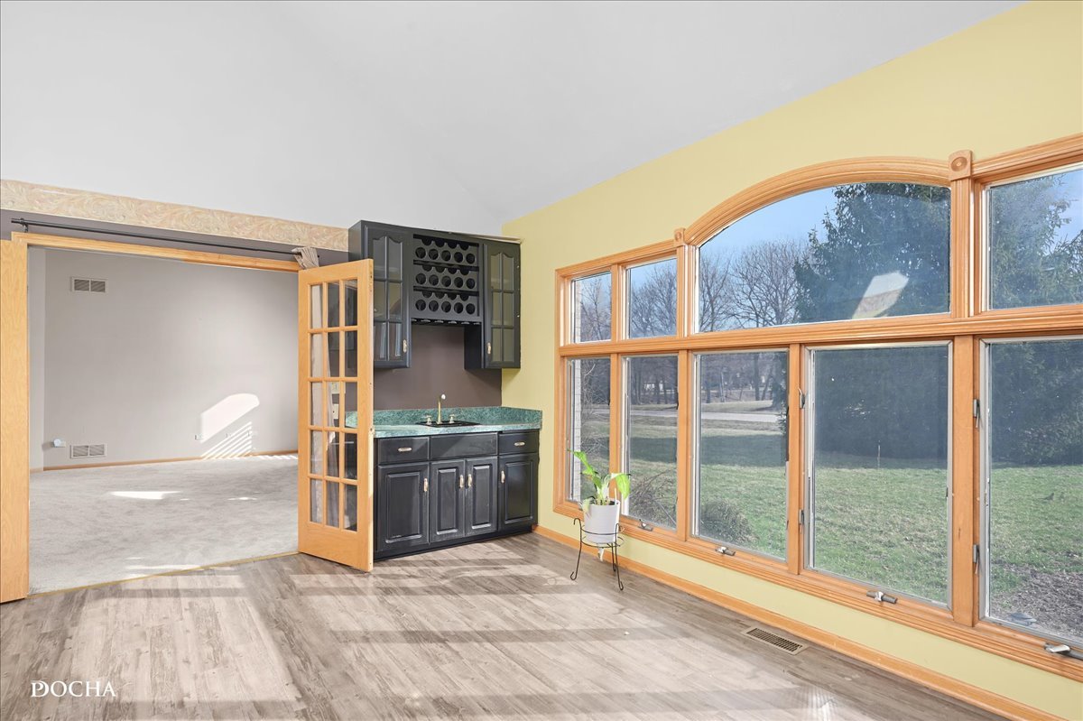 365 E Pine Meadow Court, Morris, IL 60450