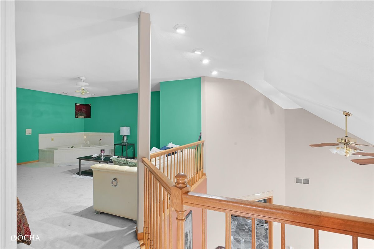 365 E Pine Meadow Court, Morris, IL 60450