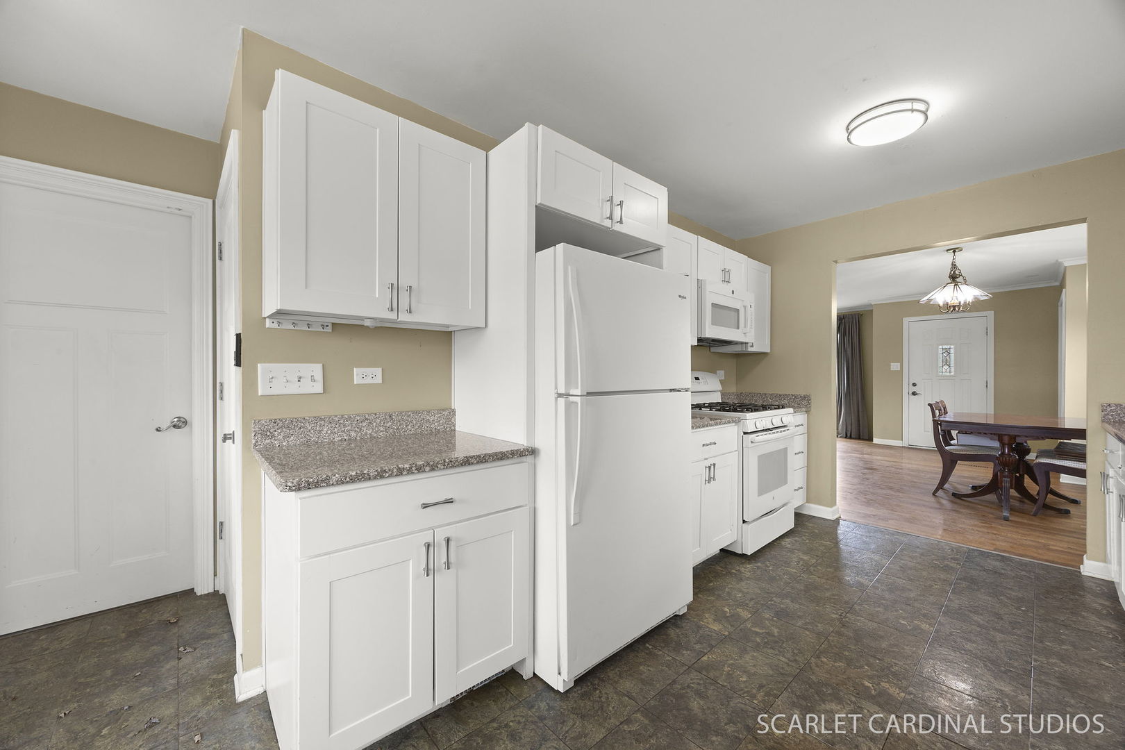 1S285 Myrtle Avenue, Oakbrook Terrace, IL 60181