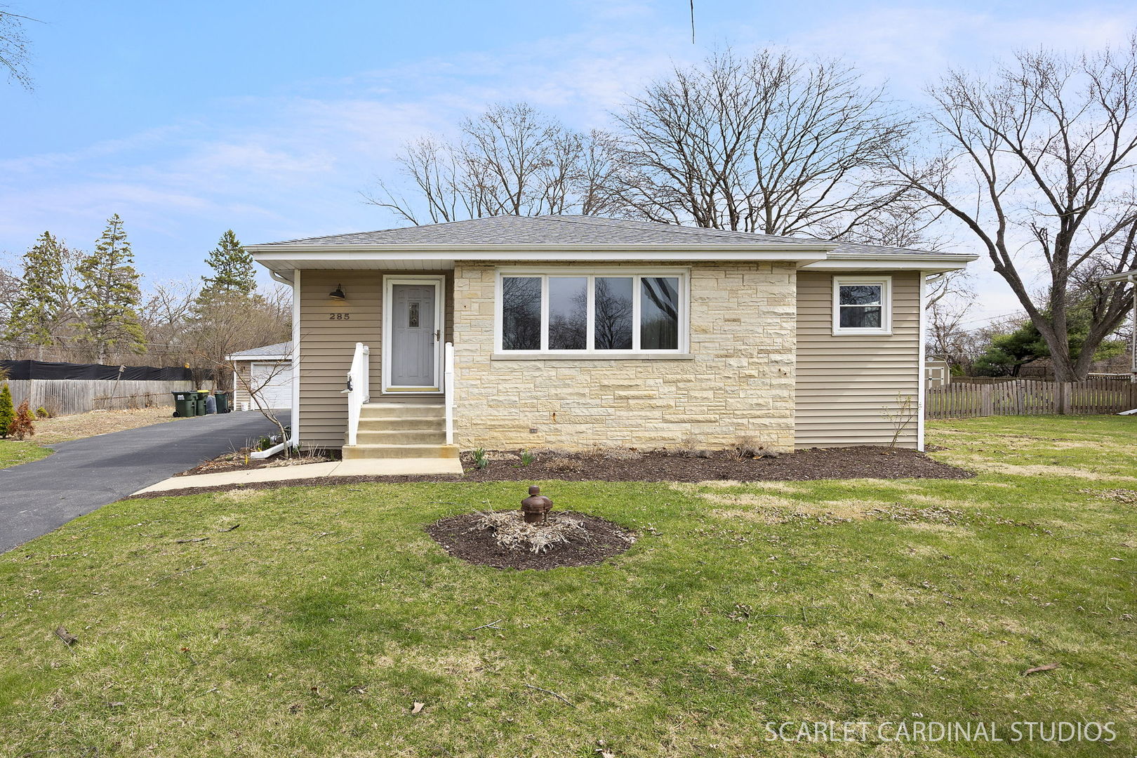 1S285 Myrtle Avenue, Oakbrook Terrace, IL 60181