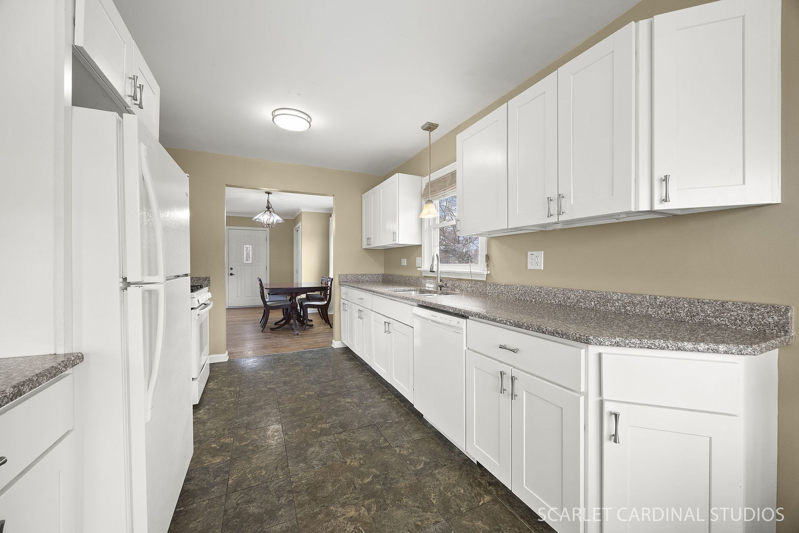 1S285 Myrtle Avenue, Oakbrook Terrace, IL 60181