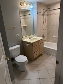 200 N Addison Avenue #206, Elmhurst, IL 60126