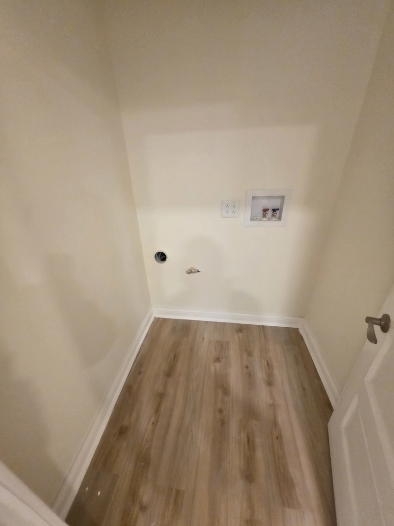 10548 S Avenue J, Chicago, IL 60617